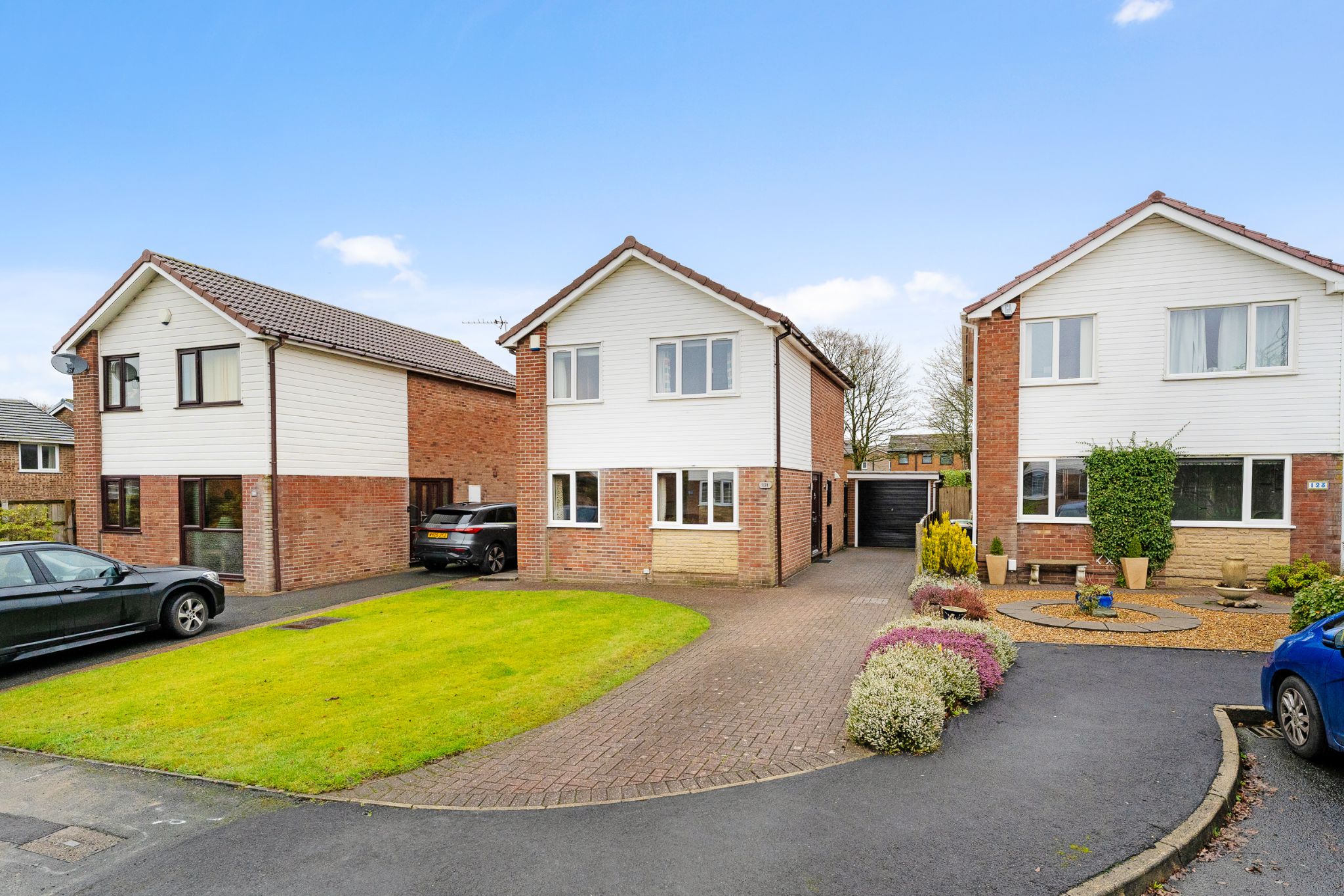 3 bedroom detached house For Sale in Bolton - Photograph 2.