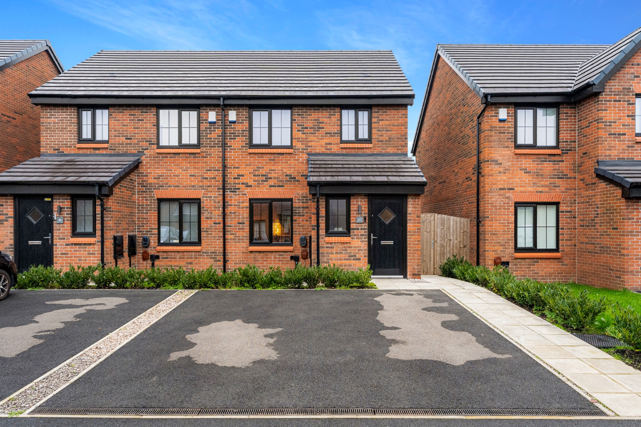3 bedroom semi-detached house For Sale in Bolton - Photograph 37.