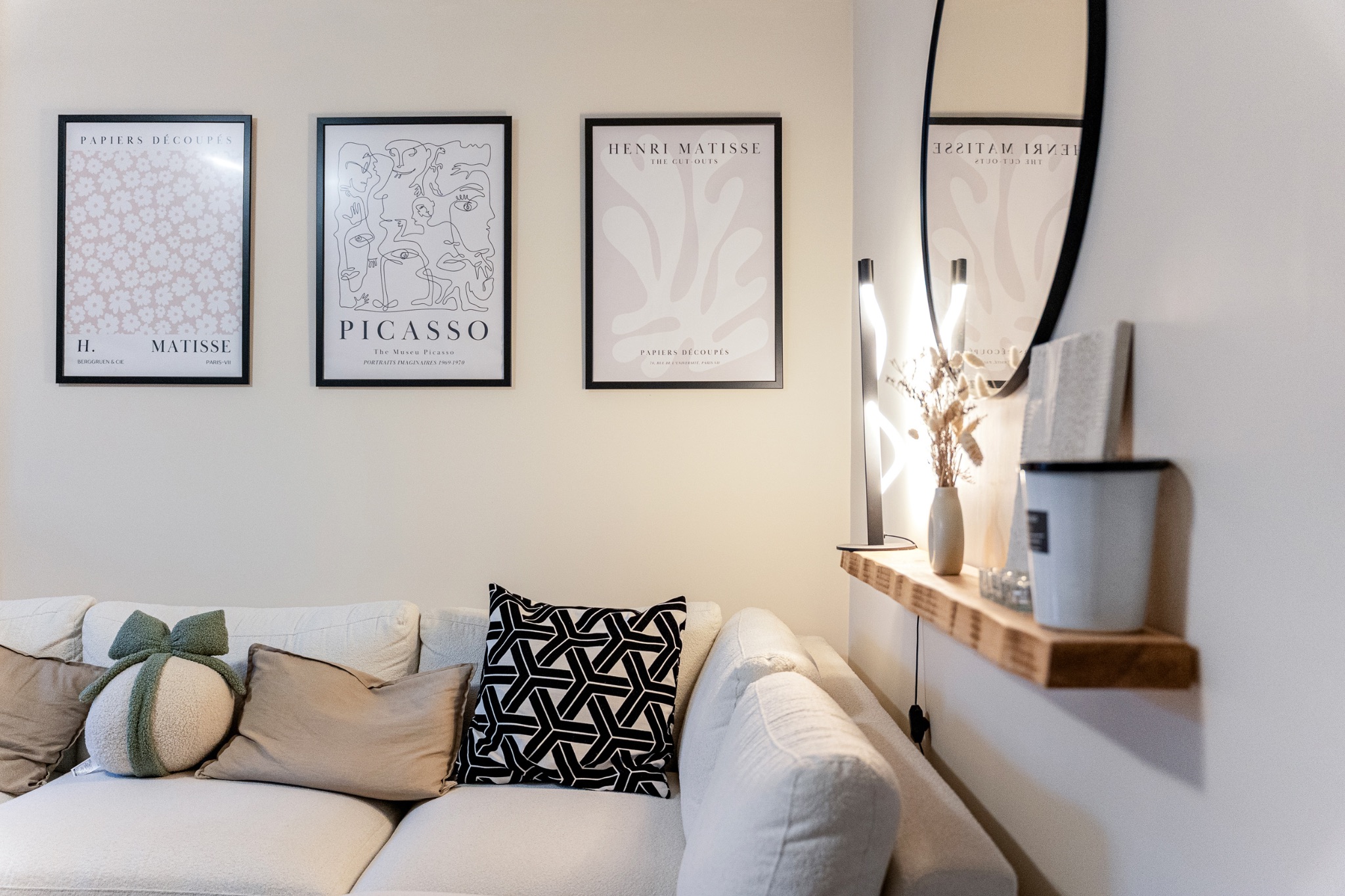 3 bedroom semi-detached house For Sale in Bolton - Photograph 24.