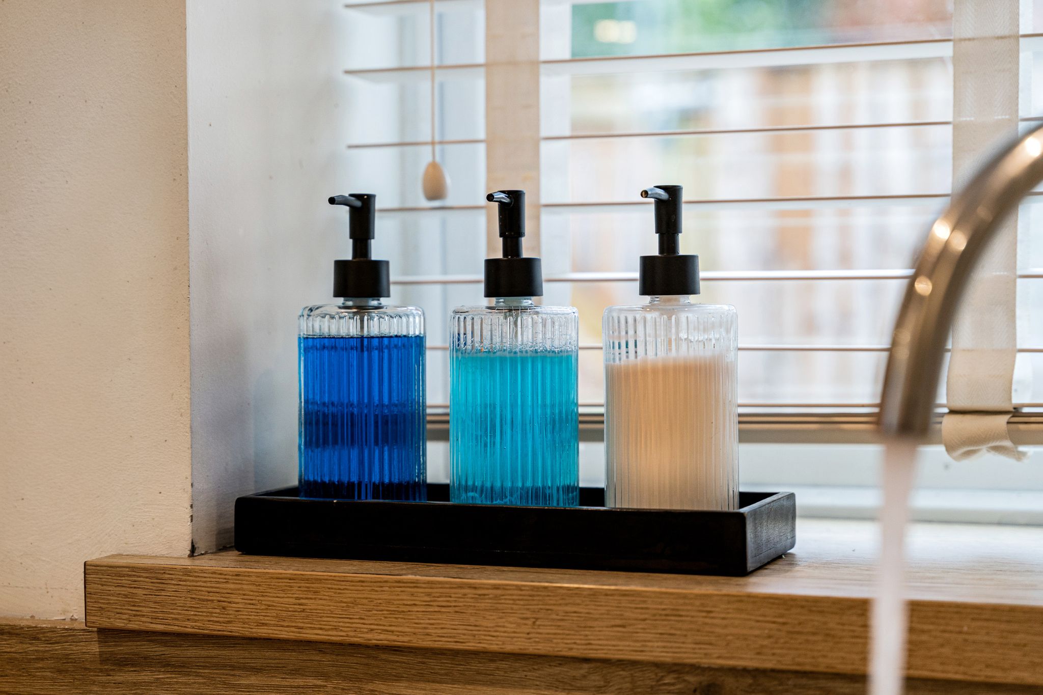 2 bedroom cottage house For Sale in Bolton - Photograph 37.