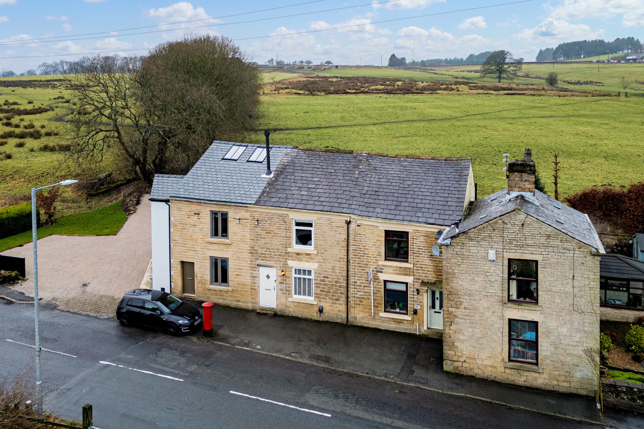 2 bedroom cottage house For Sale in Bolton - Photograph 56.