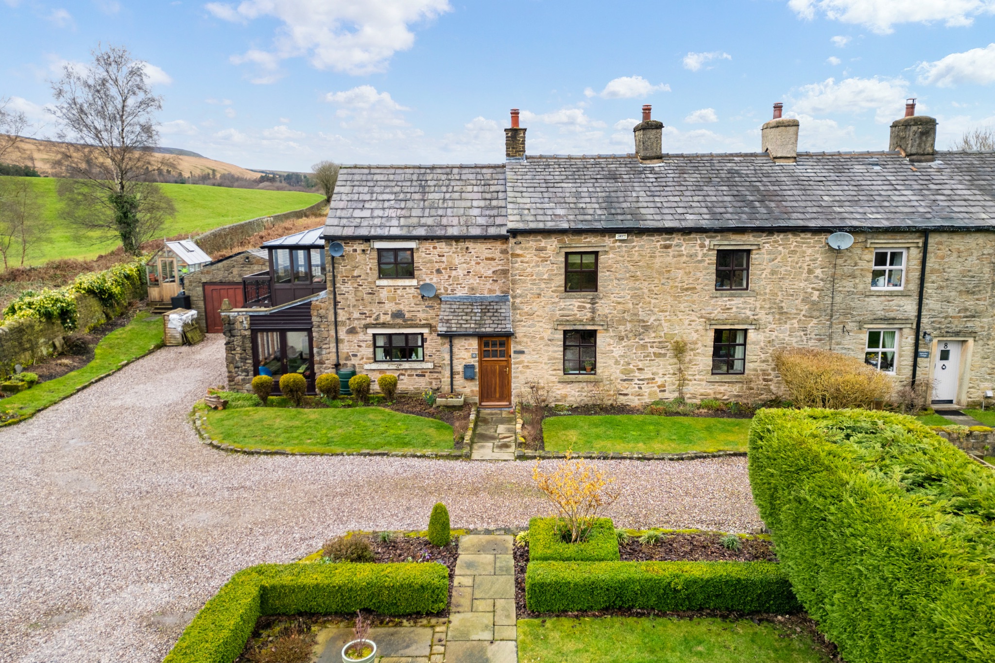 5 bedroom end terraced house For Sale in Bolton - Photograph 1.