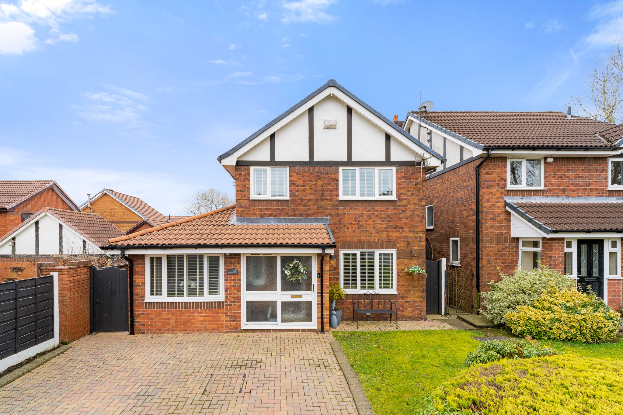 3 bedroom detached house For Sale in Bolton - Photograph 3.