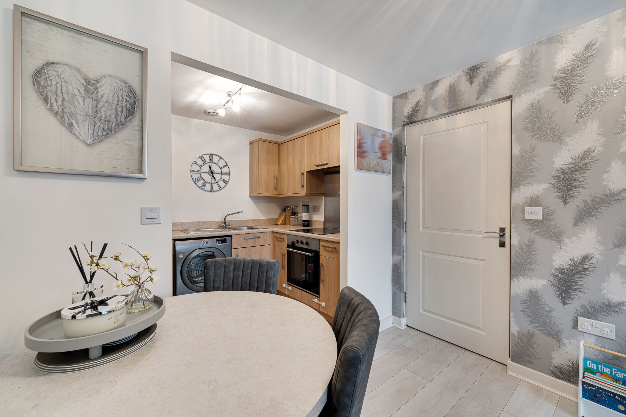 2 bedroom apartment flat/apartment Sale Agreed in Bolton - Photograph 13.