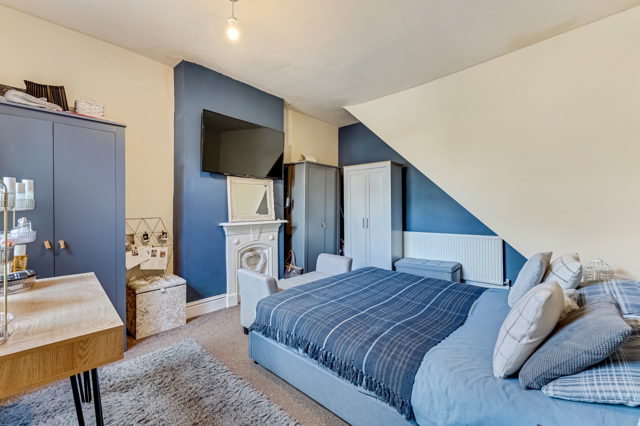 3 bedroom mid terraced house For Sale in Bolton - Photograph 5.