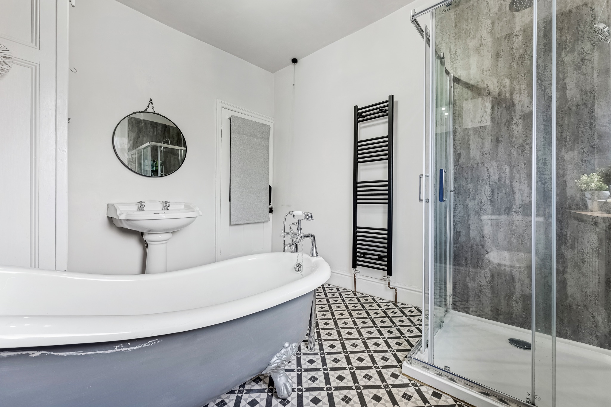 3 bedroom mid terraced house For Sale in Bolton - Photograph 4.