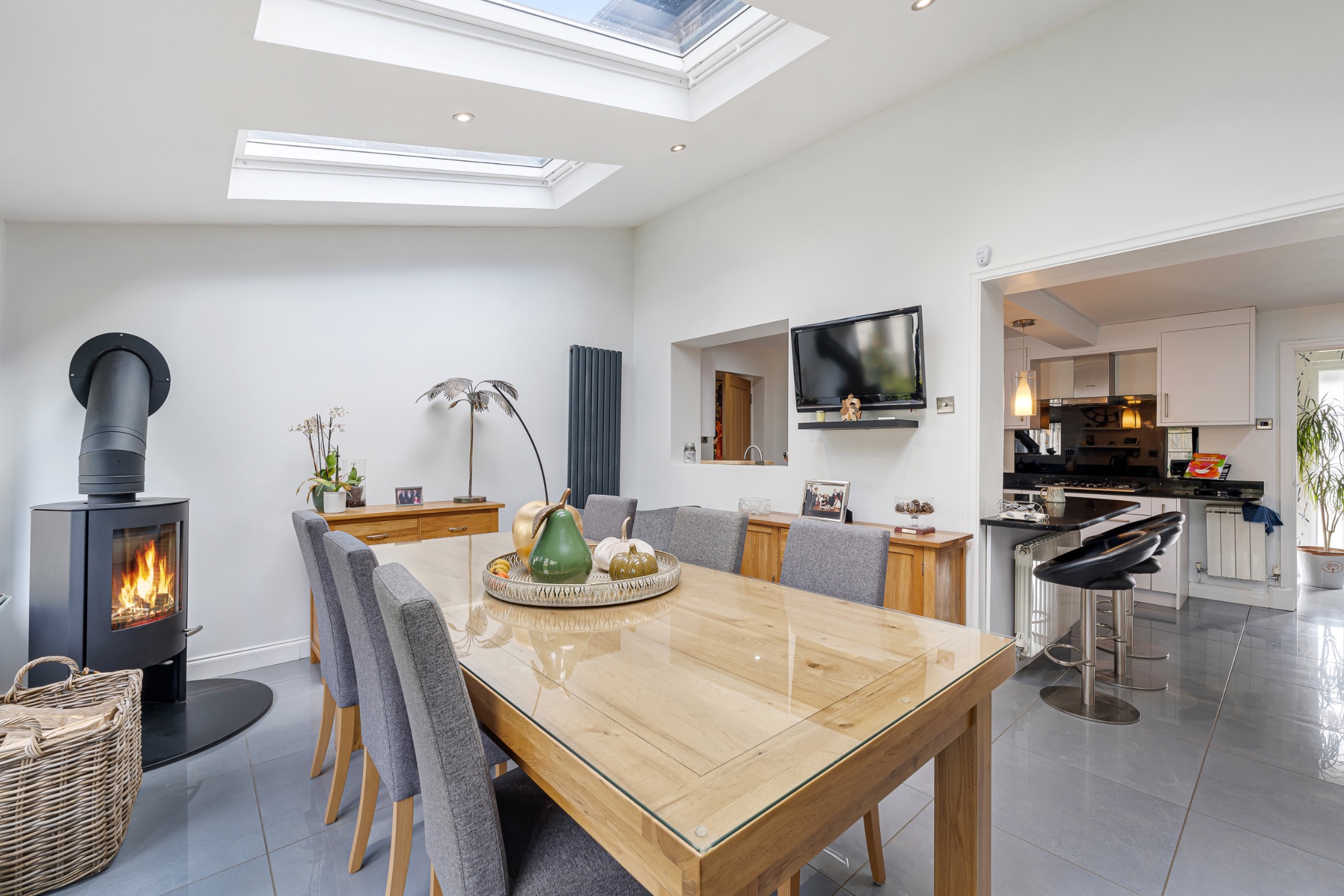 3 bedroom detached house Sale Agreed in Bolton - Photograph 13.