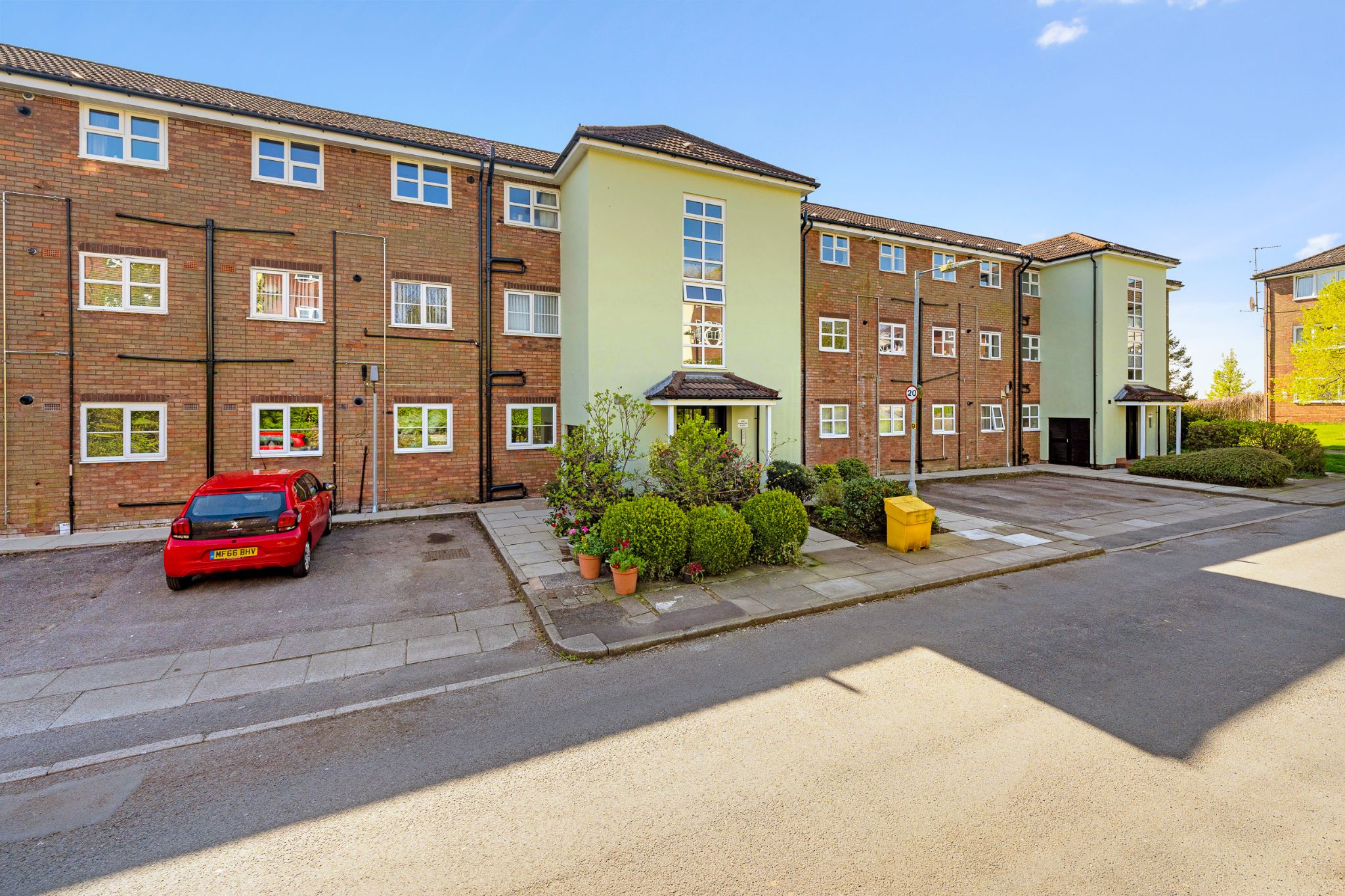 2 bedroom apartment flat/apartment For Sale in Bolton - Photograph 1.
