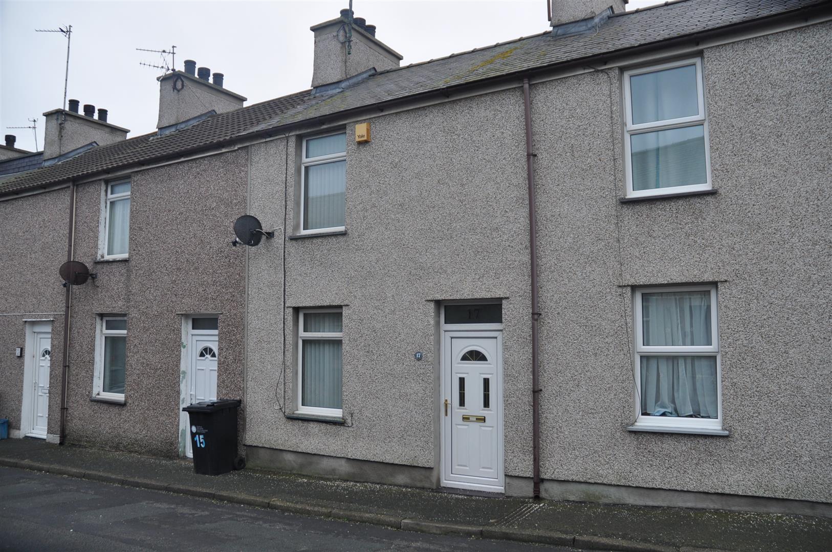2 bedroom mid terraced house To Let in Holyhead - Image.