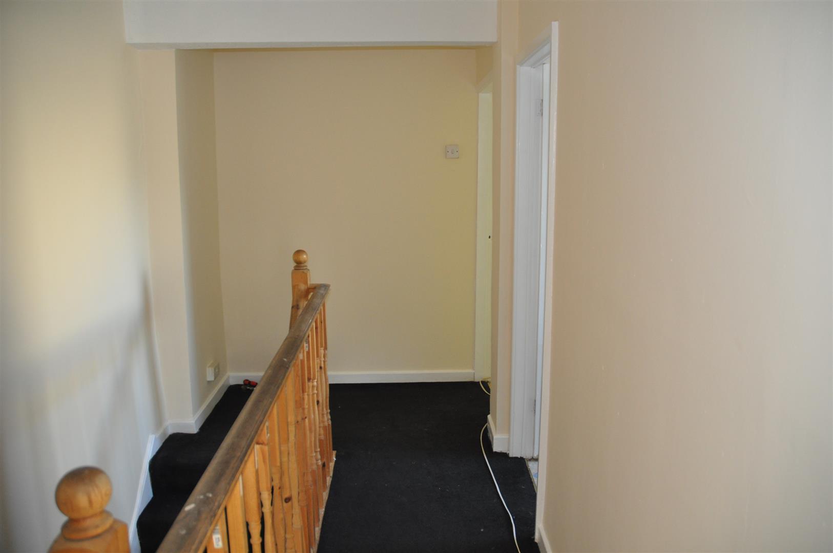 2 bedroom barn conversion house To Let in Holyhead - Image.