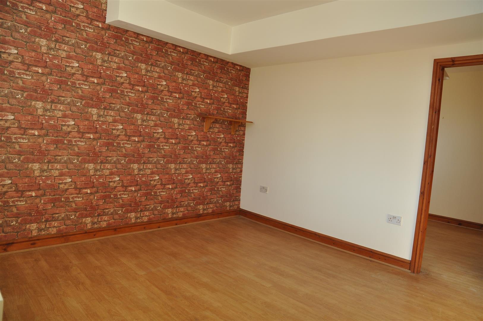 1 bedroom apartment flat/apartment Let in Holyhead - Image.