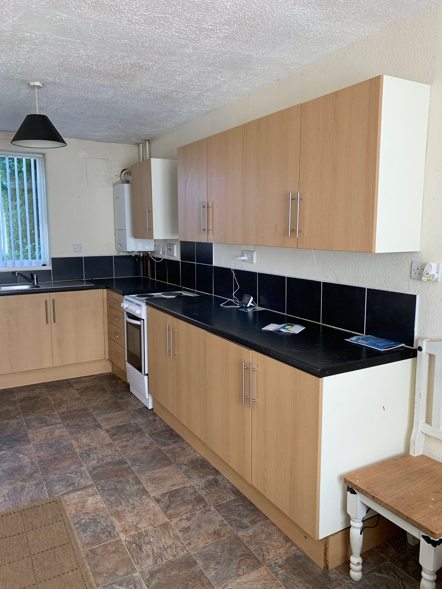 2 bedroom semi-detached house To Let in Holyhead - Photograph 4.