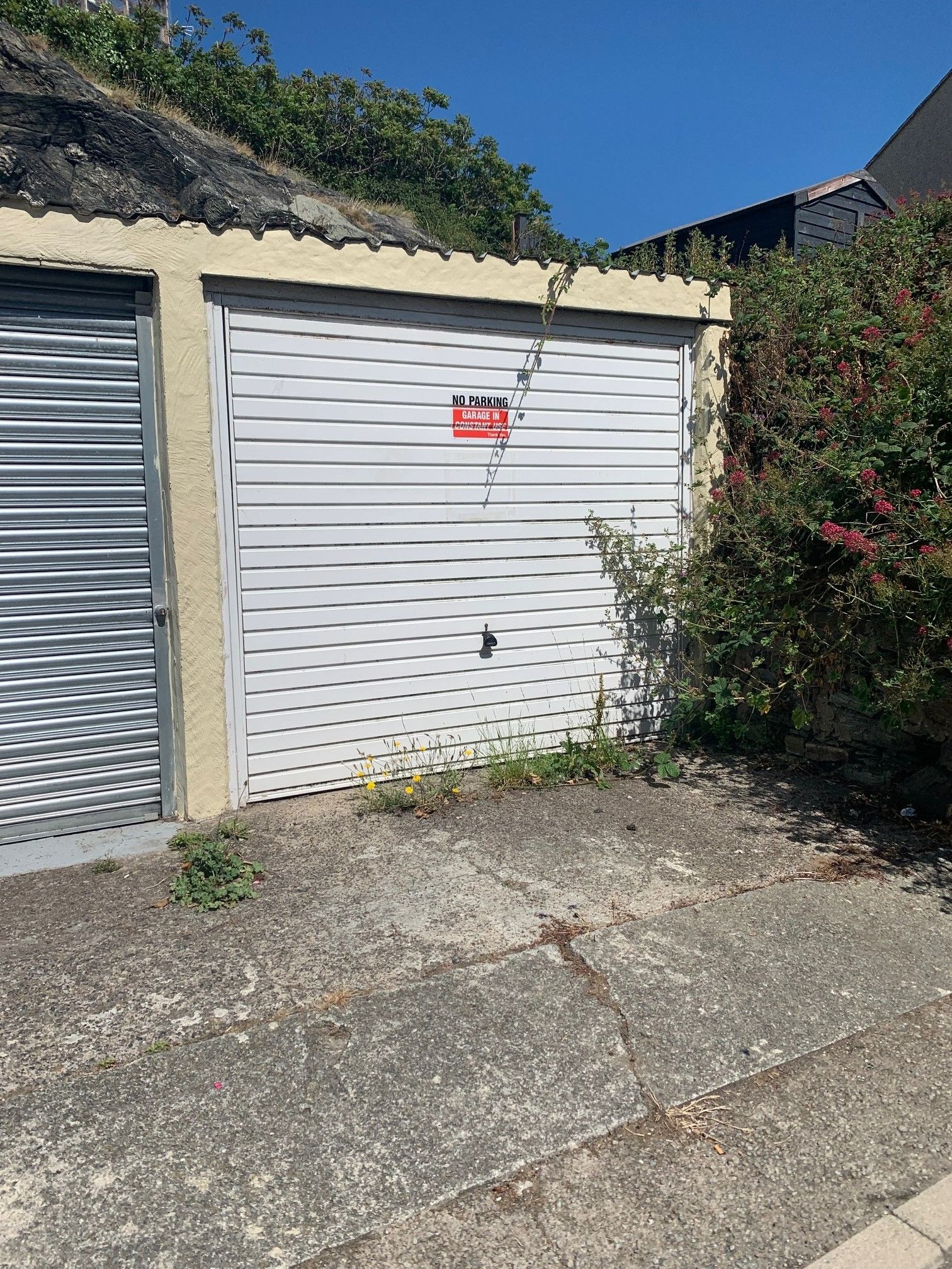 Garage To Let in Holyhead - Photograph 1.