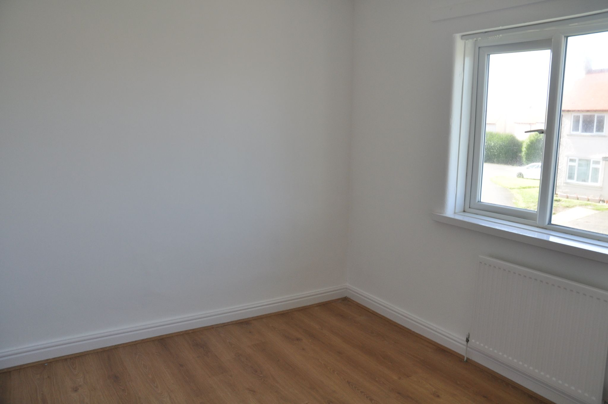 2 bedroom semi-detached house To Let in Holyhead - Photograph 6.