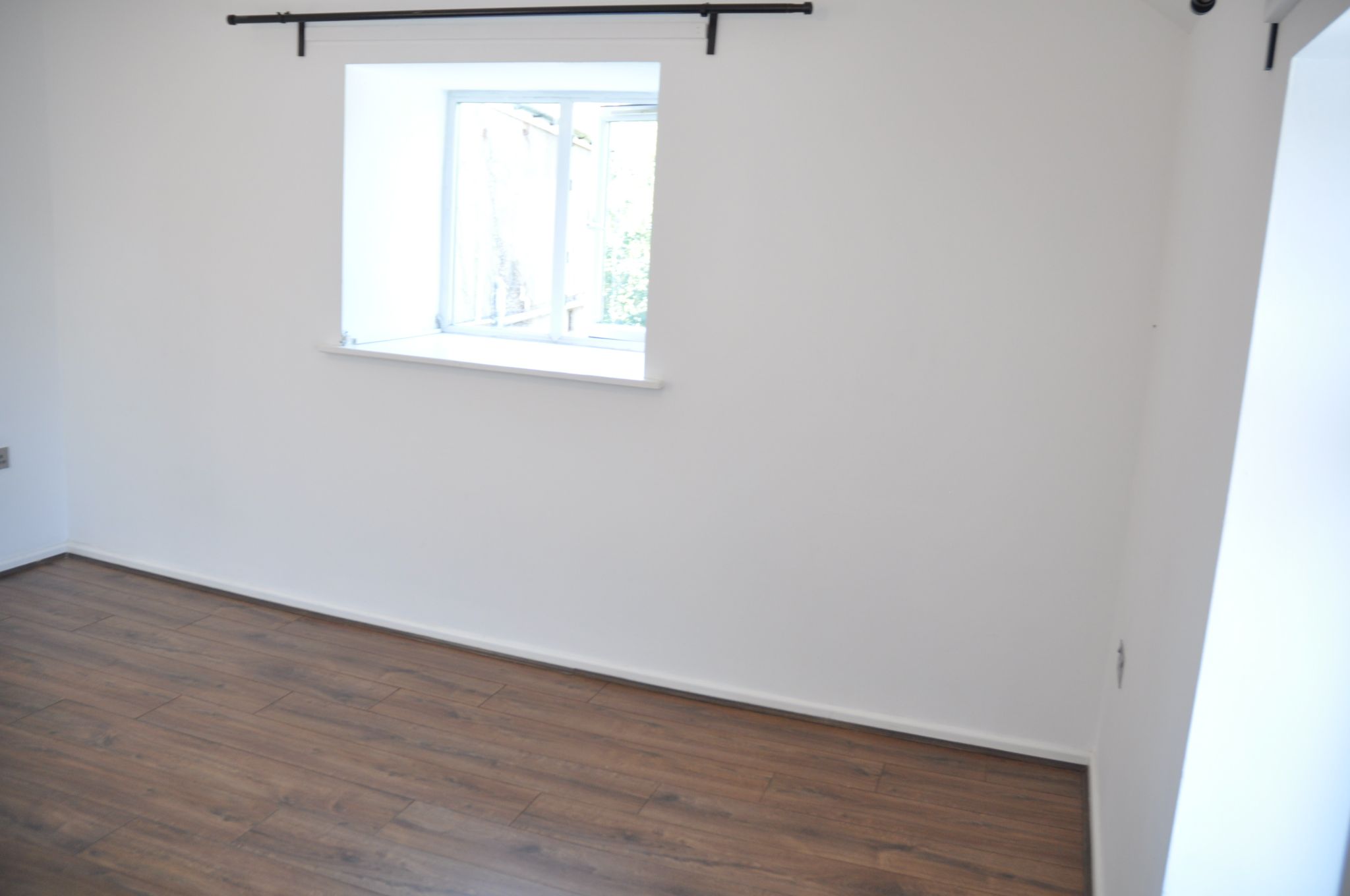 1 bedroom flat flat/apartment To Let in Llangefni - Property photograph.