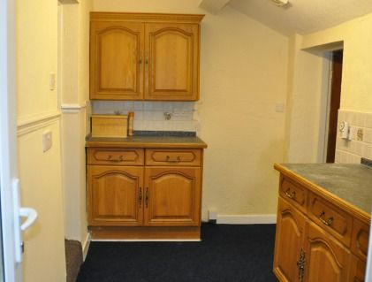 2 bedroom semi-detached house For Sale in Amlwch - Photograph 4.