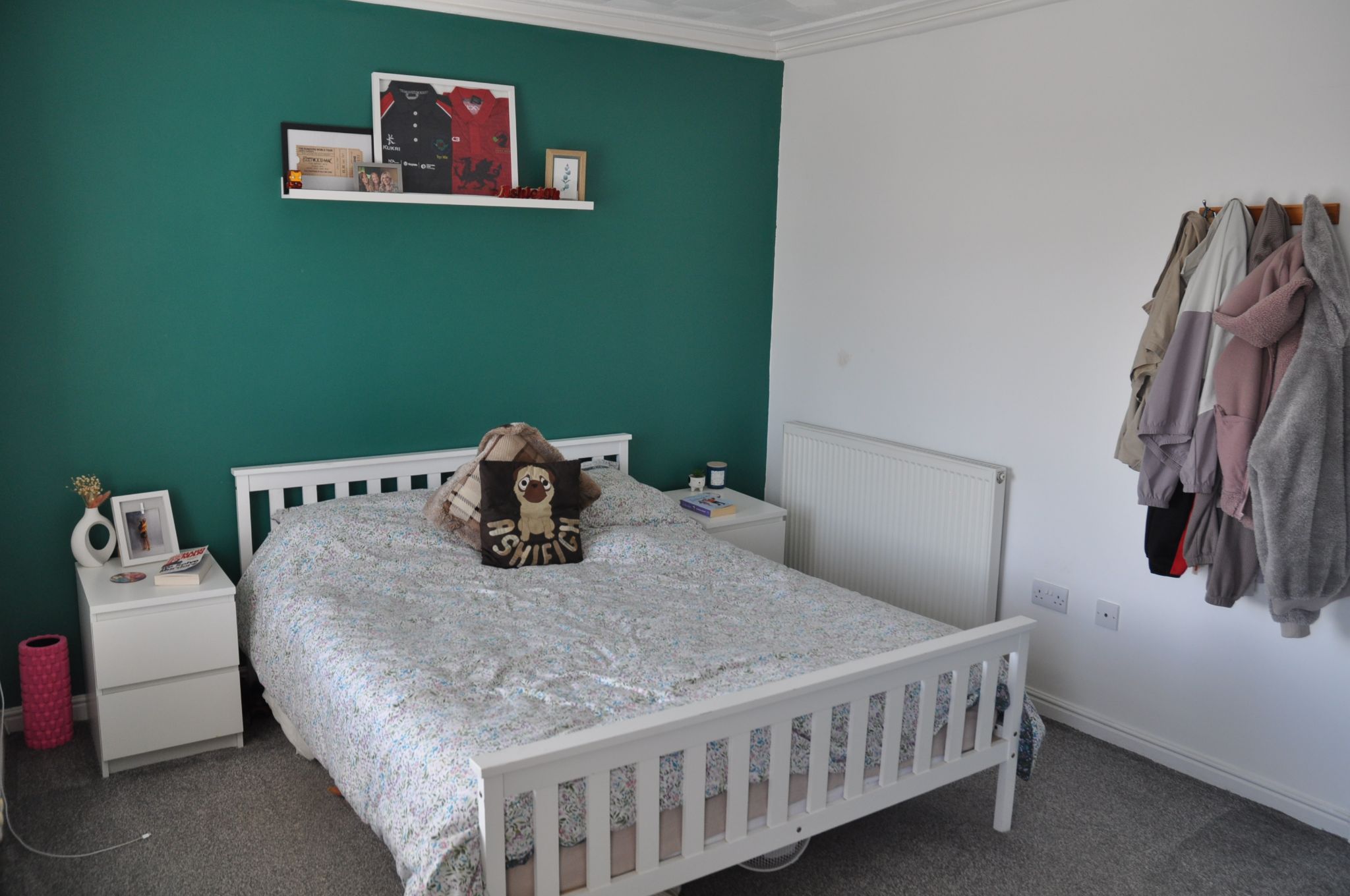 2 bedroom mid terraced house To Let in Holyhead - Photograph 8.
