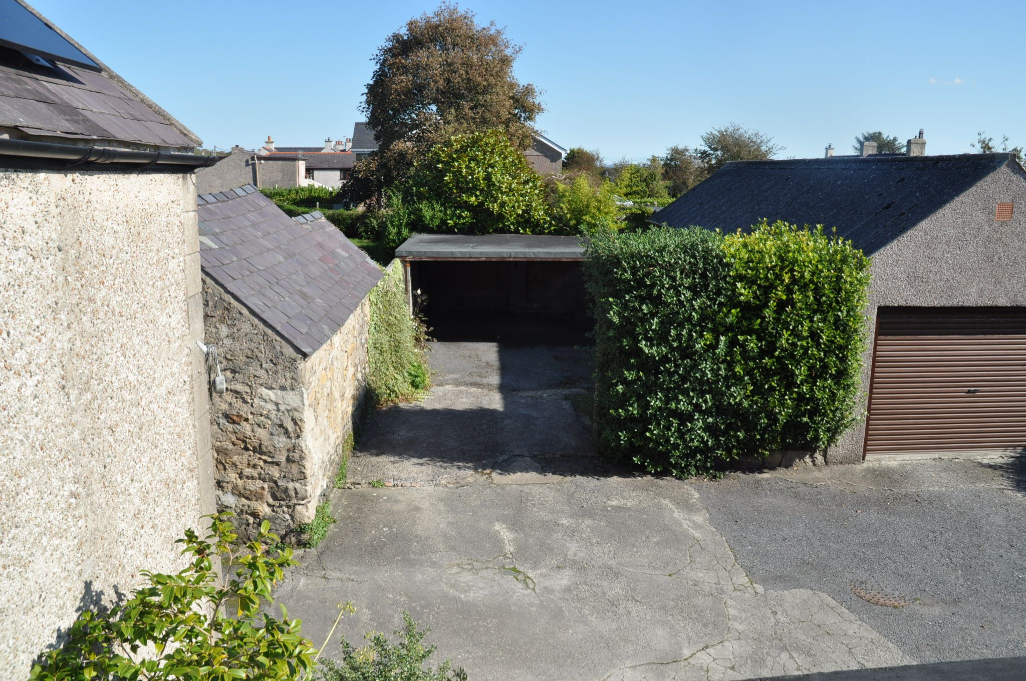 2 bedroom ground floor flat/apartment To Let in Bodorgan - Photograph 8.