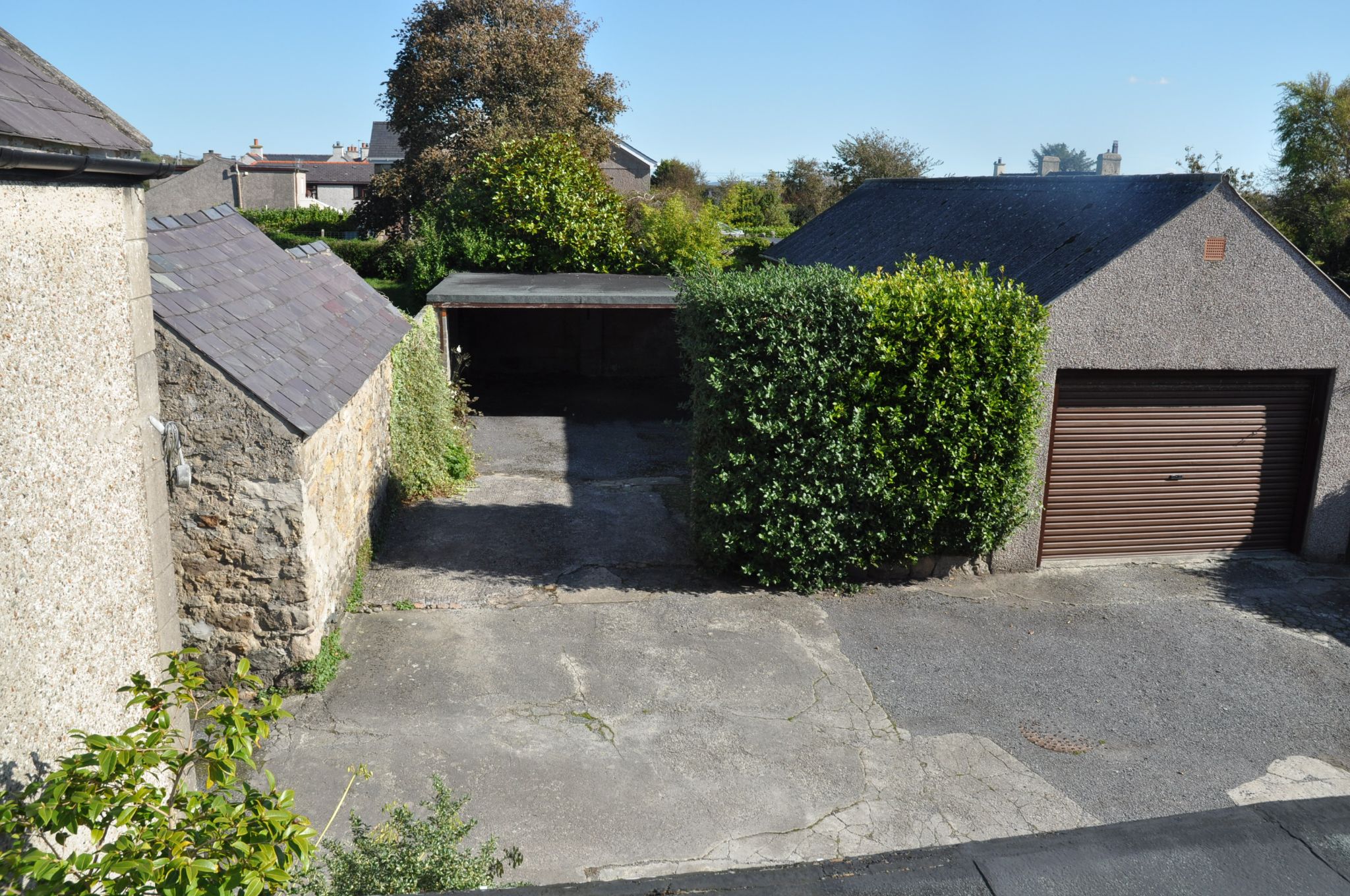 1 bedroom flat flat/apartment To Let in Bodorgan - Photograph 8.