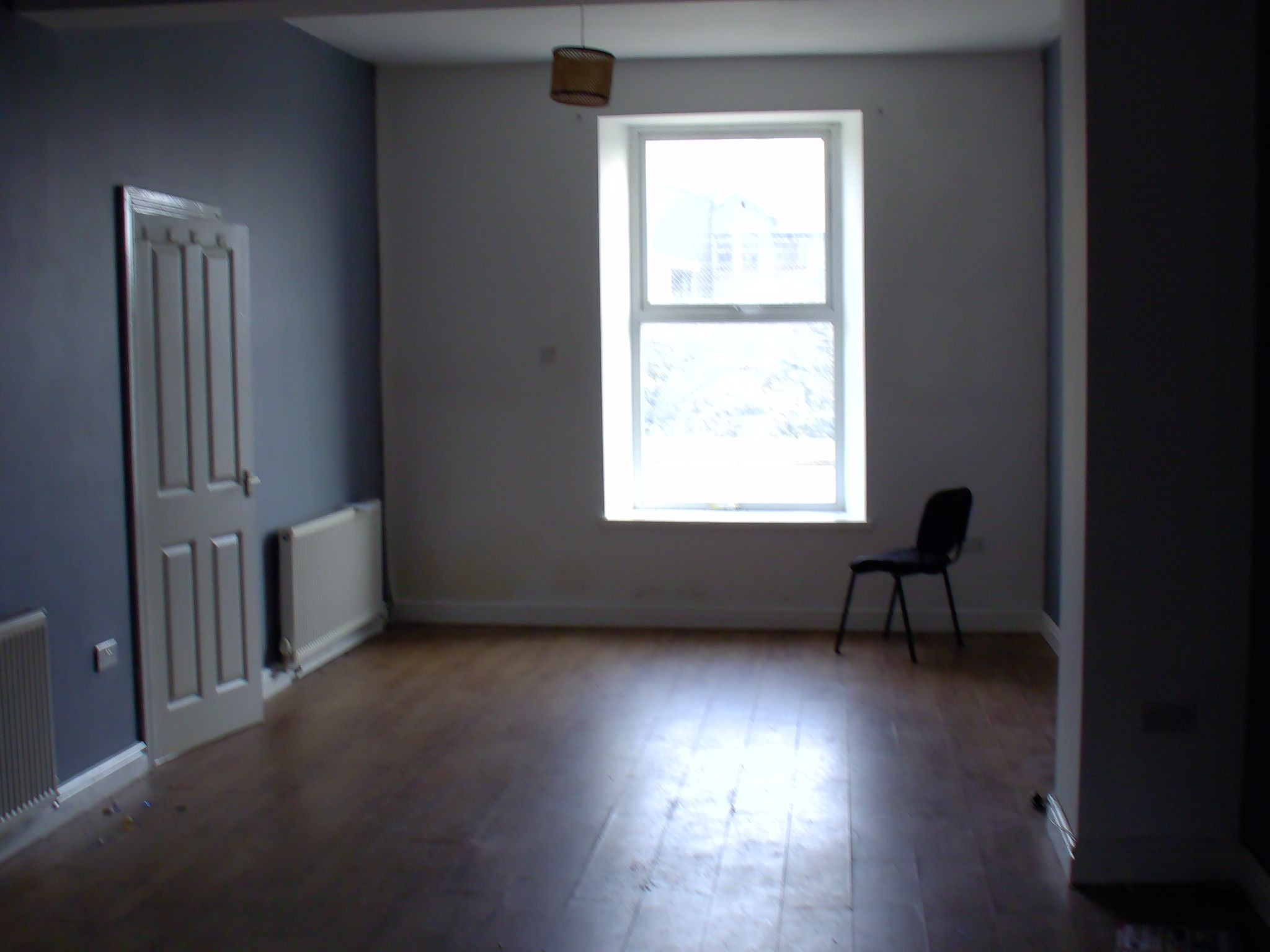 5 bedroom mid terraced house For Sale in Holyhead - Property photograph.