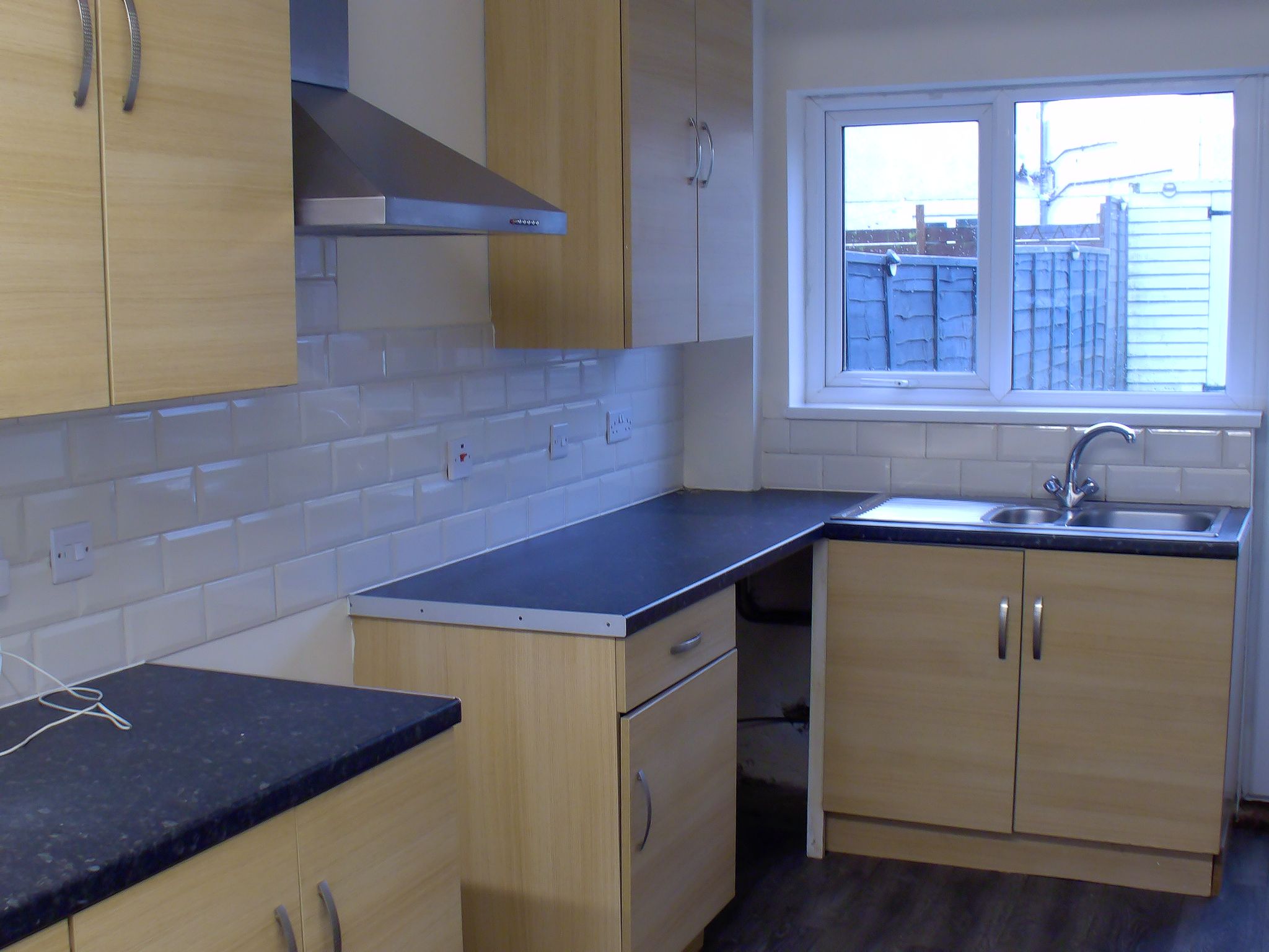 3 bedroom mid terraced house To Let in Holyhead - Photograph 5.