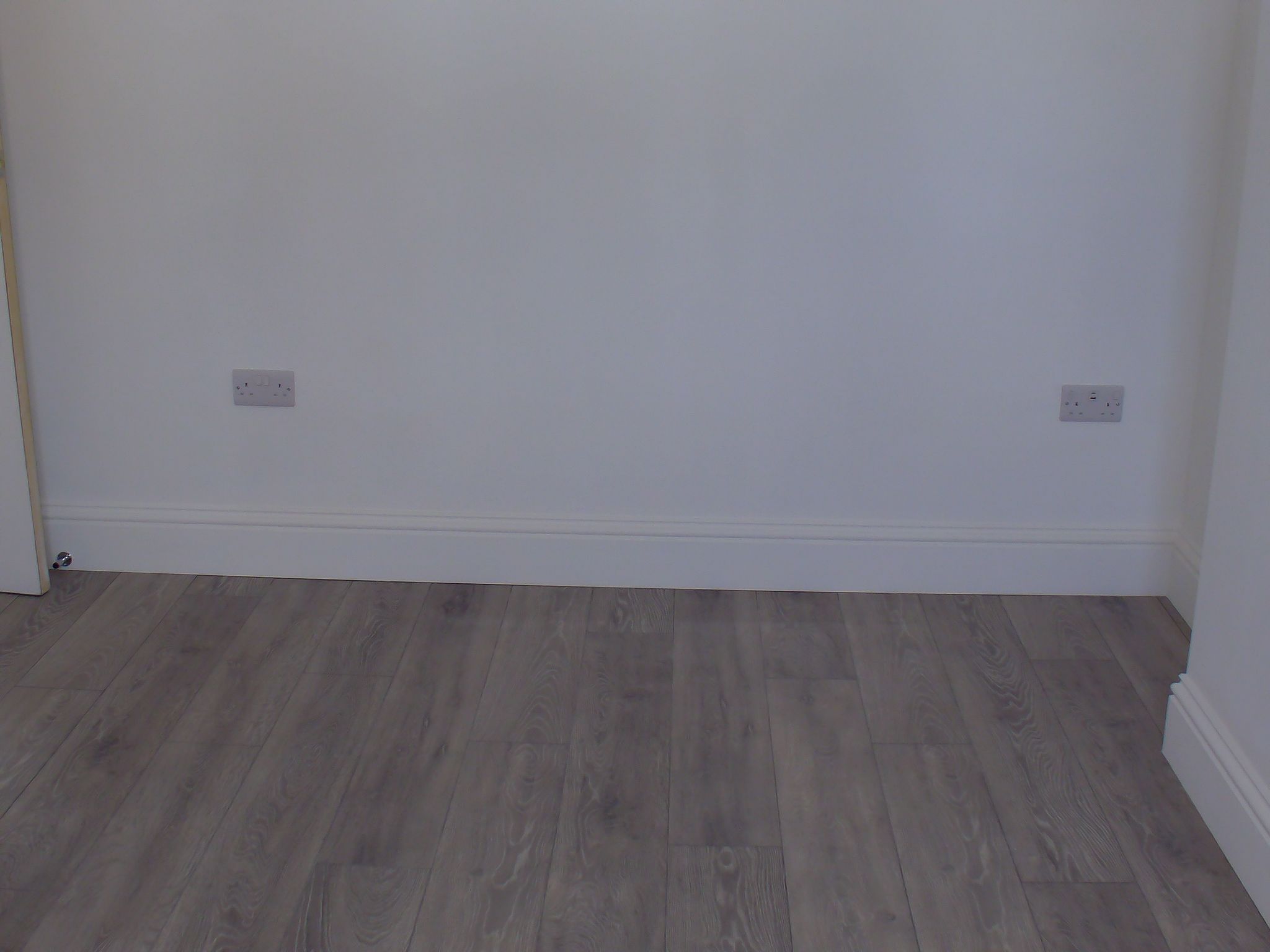 1 bedroom detached bungalow To Let in Llandudno - Photograph 7.