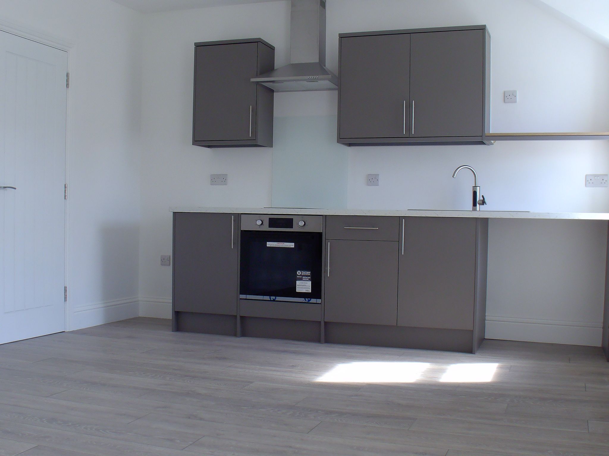 1 bedroom detached bungalow To Let in Llandudno - Property photograph.