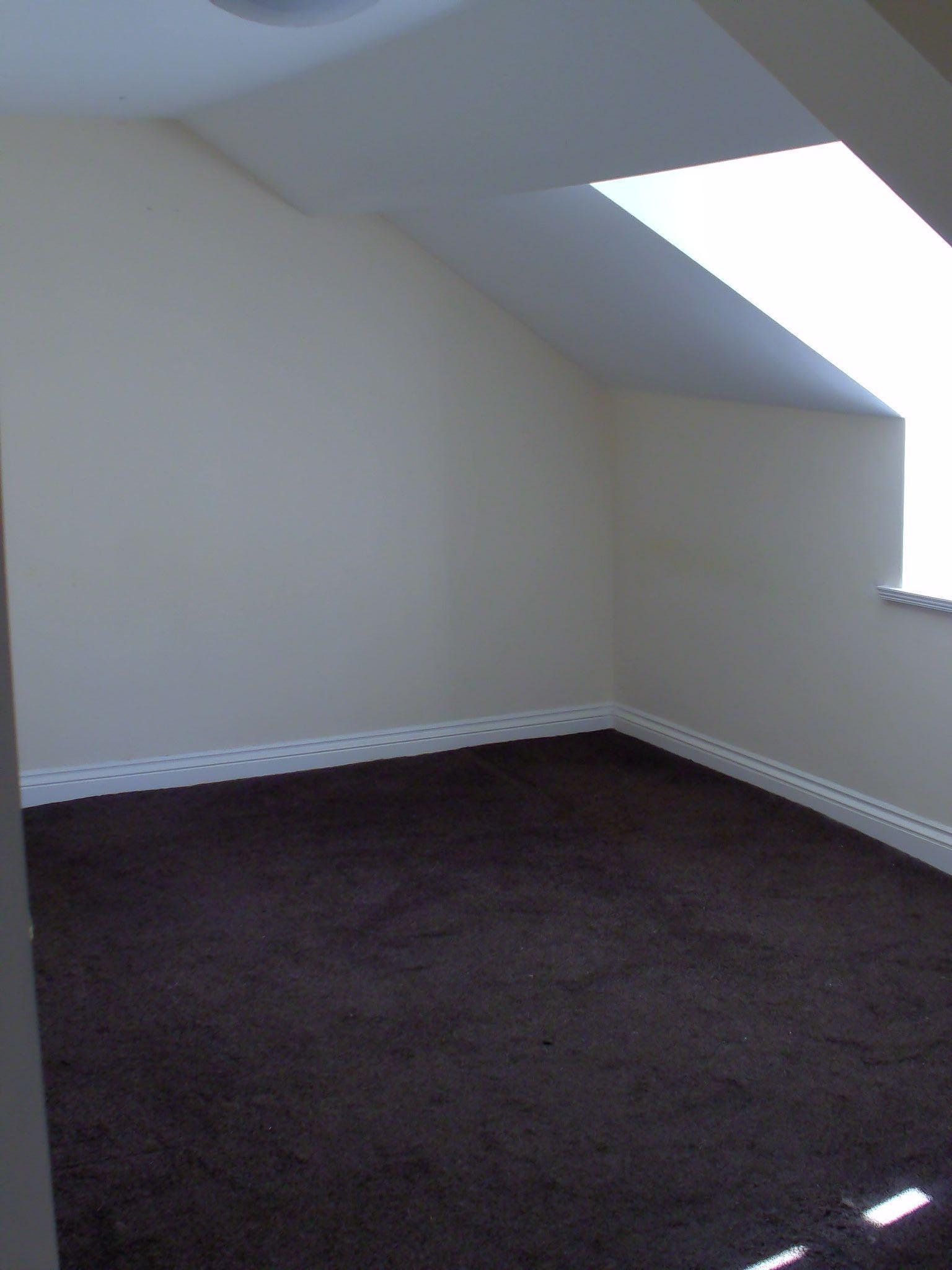 3 bedroom flat flat/apartment To Let in Holyhead - Photograph 10.