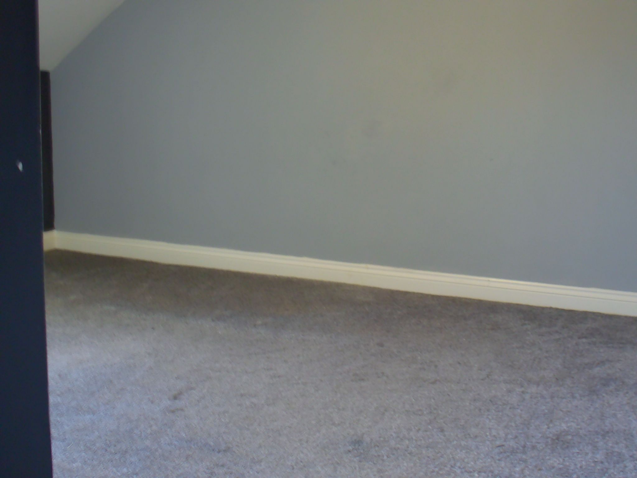 3 bedroom flat flat/apartment To Let in Holyhead - Photograph 8.