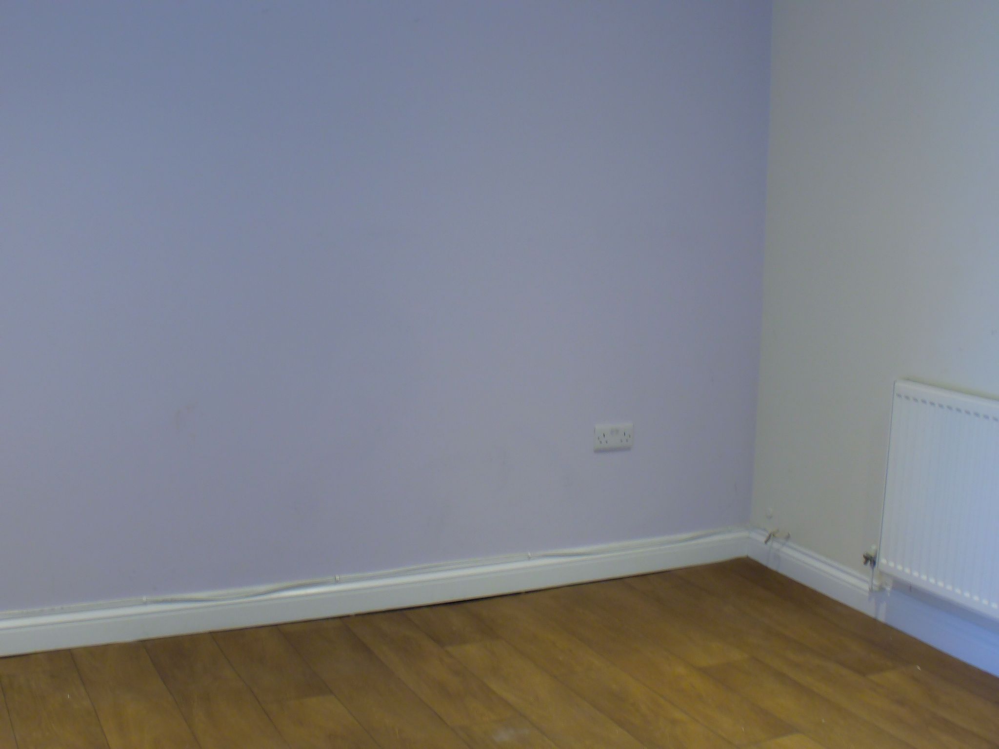 3 bedroom flat flat/apartment To Let in Holyhead - Property photograph.