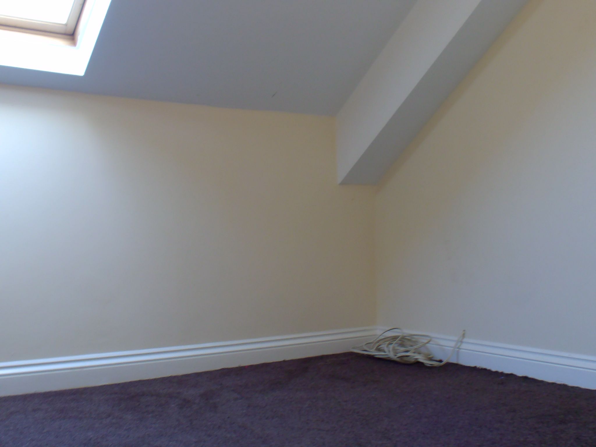 3 bedroom flat flat/apartment To Let in Holyhead - Photograph 7.