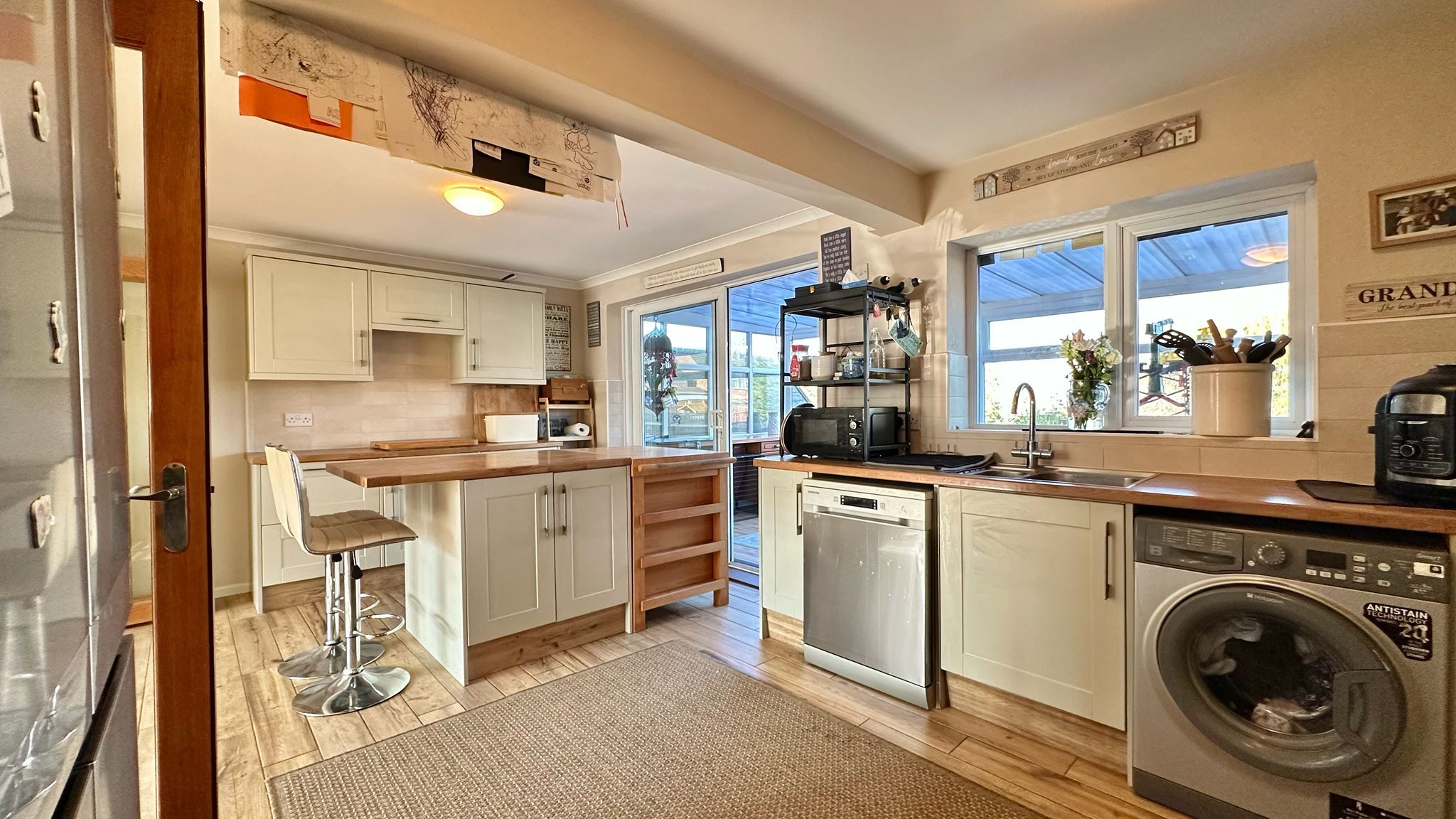 3 bedroom semi-detached house For Sale in Coventry - Photograph 8.