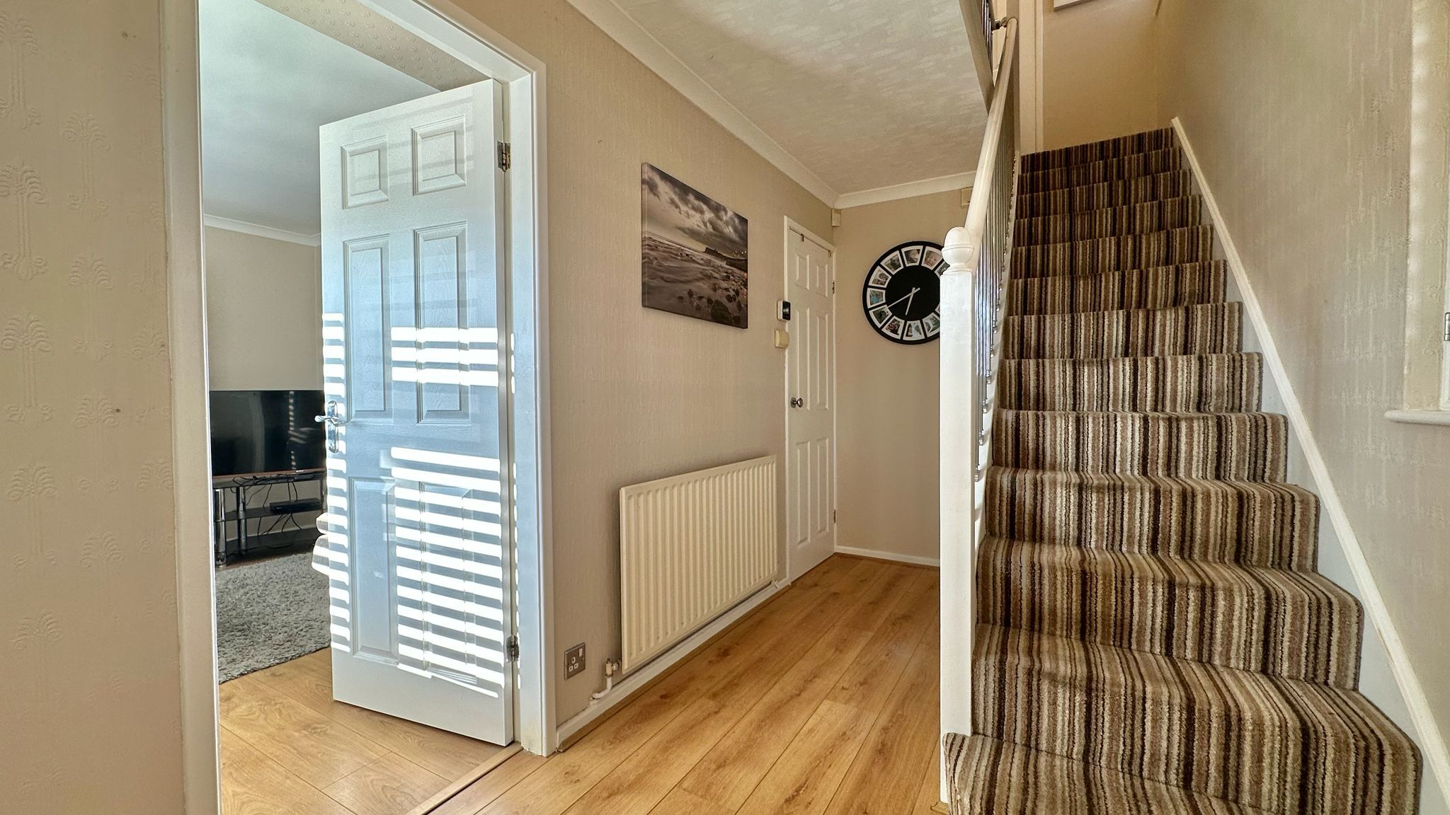 3 bedroom semi-detached house For Sale in Coventry - Photograph 10.