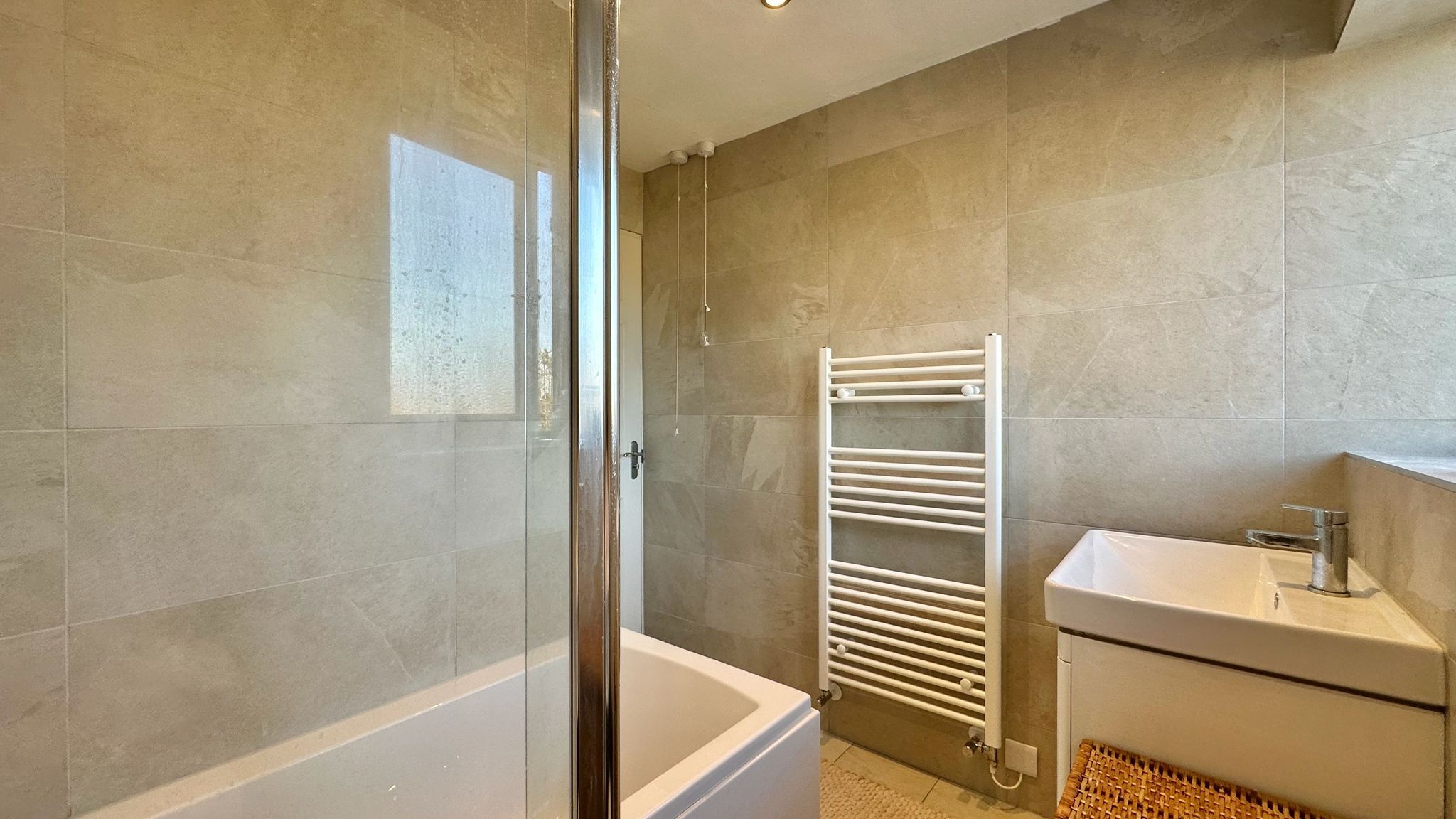 3 bedroom semi-detached house For Sale in Coventry - Photograph 15.