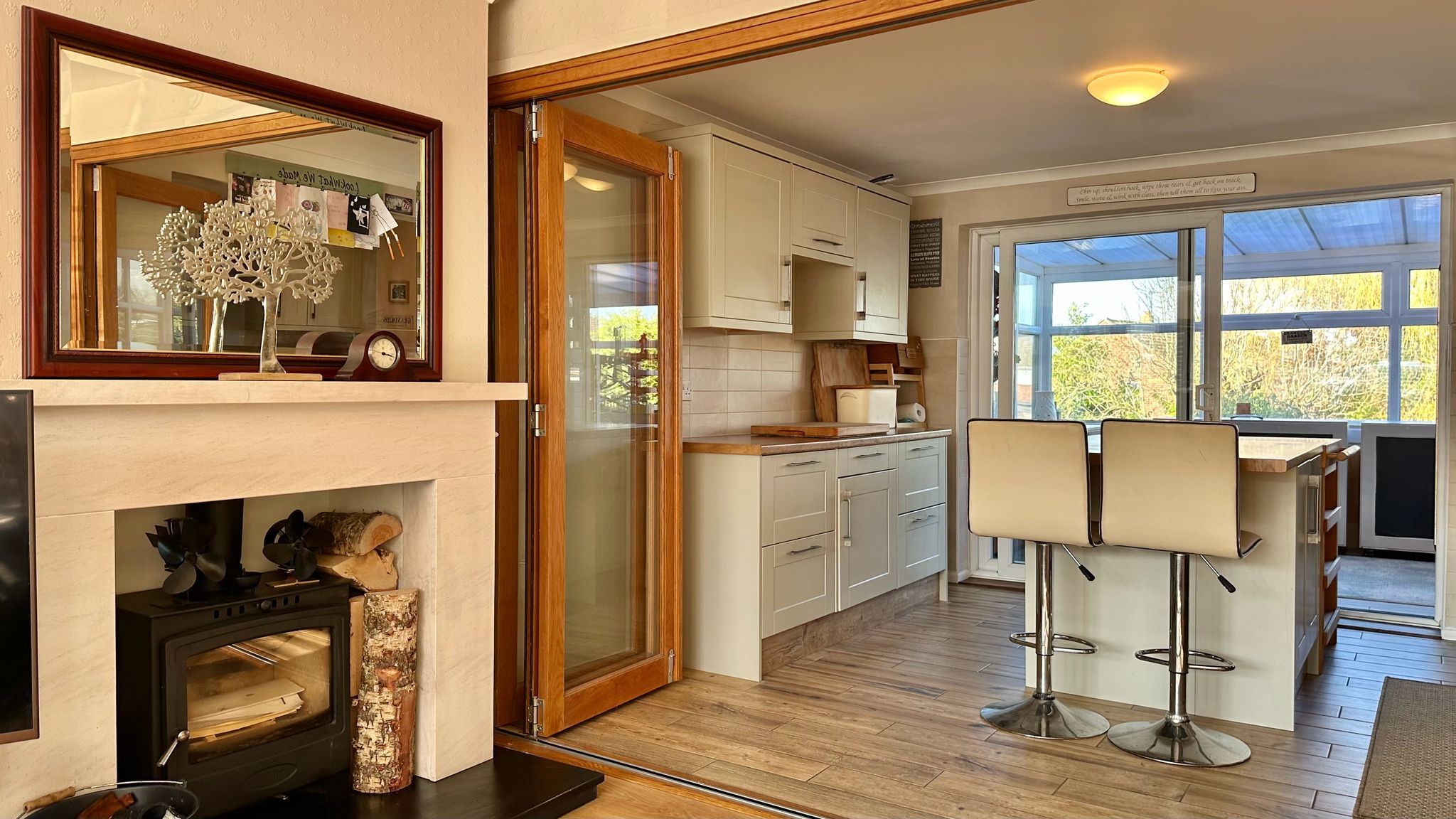 3 bedroom semi-detached house For Sale in Coventry - Photograph 2.