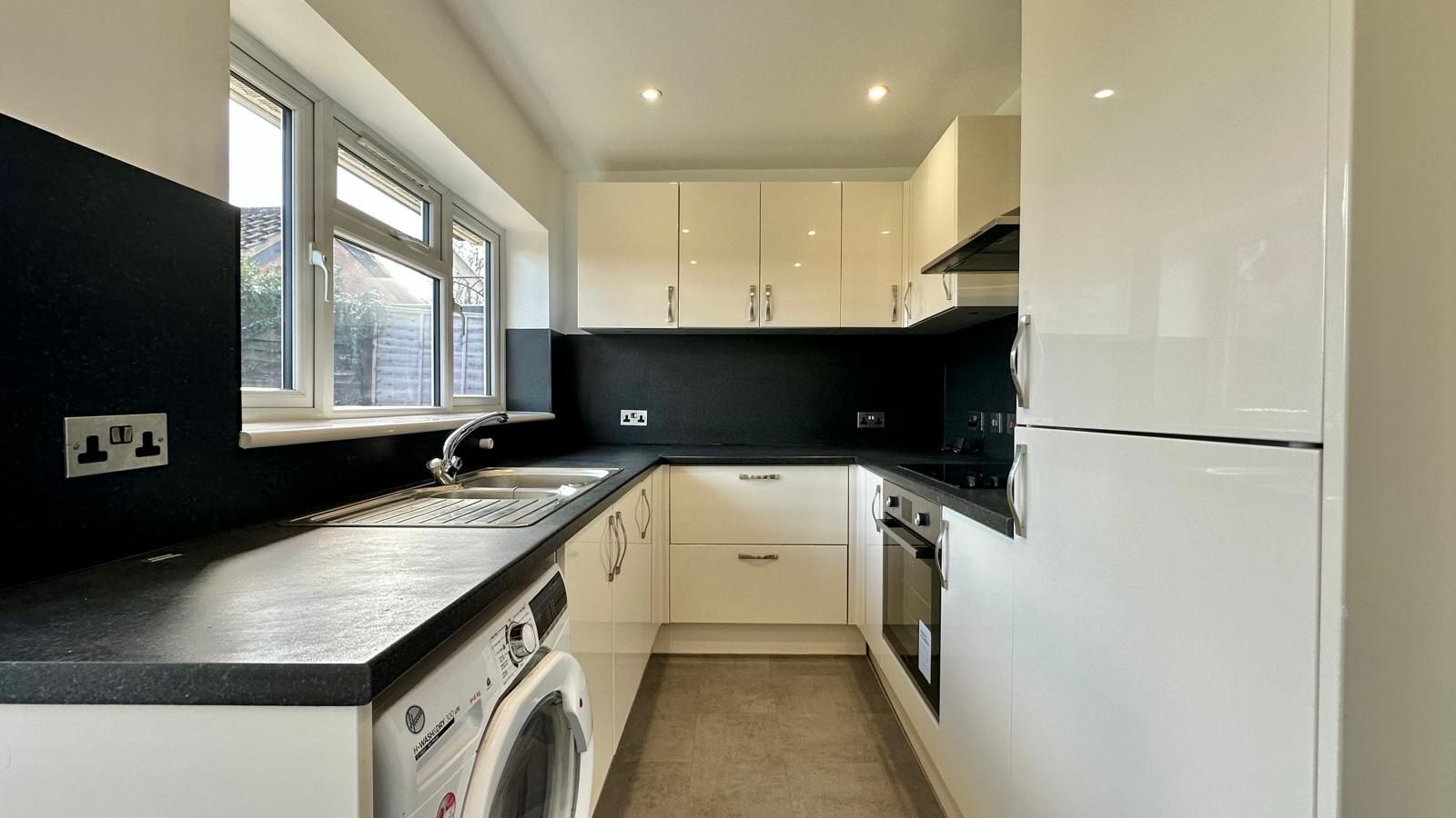 2 bedroom semi-detached bungalow To Let in Coventry - Kitchen 1.