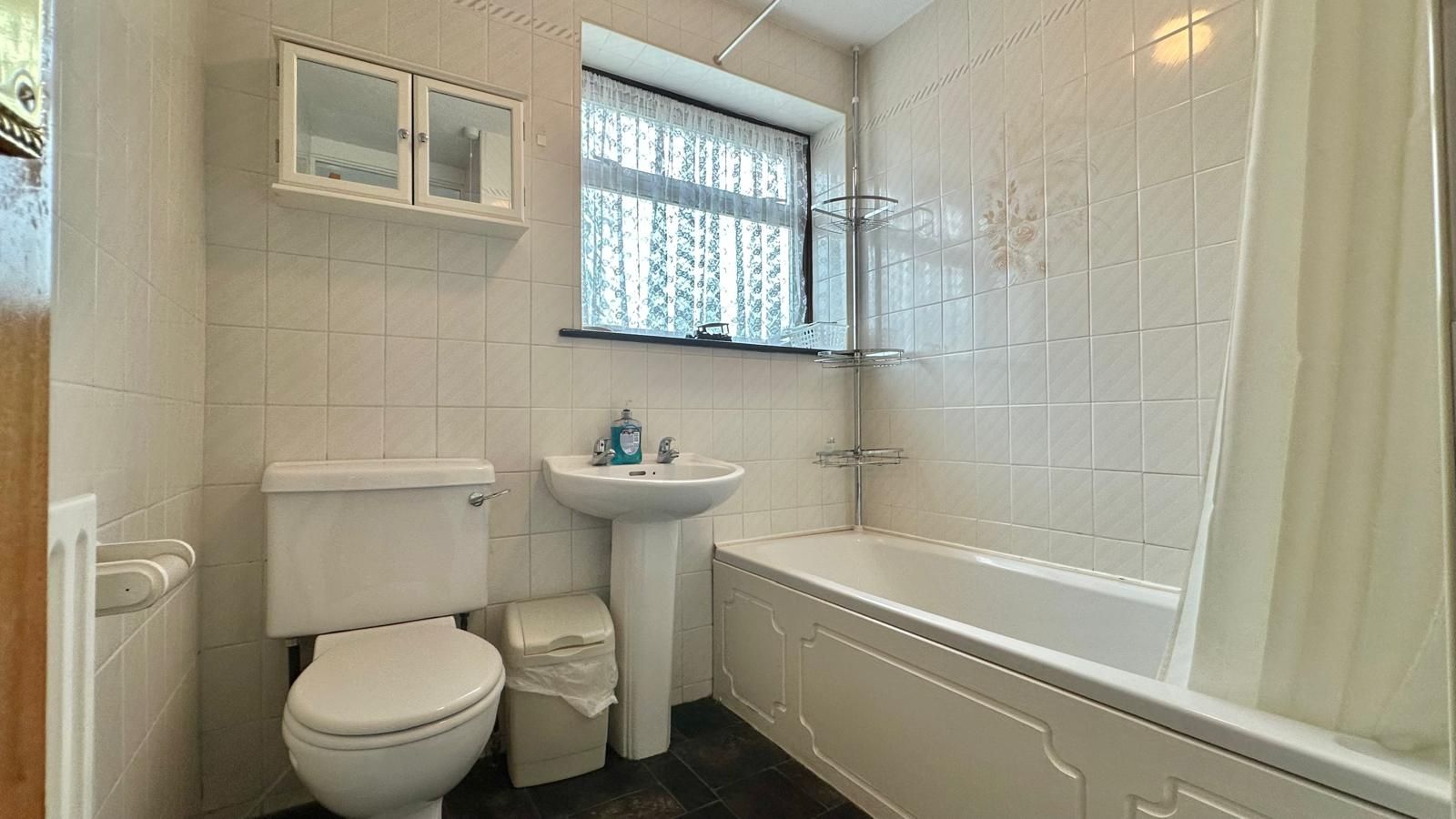 3 bedroom semi-detached house For Sale in Coventry - Photograph 16.