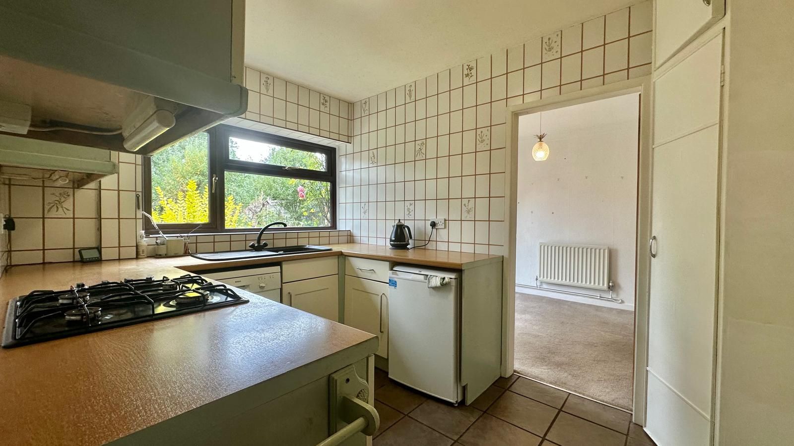 3 bedroom semi-detached house For Sale in Coventry - Photograph 8.