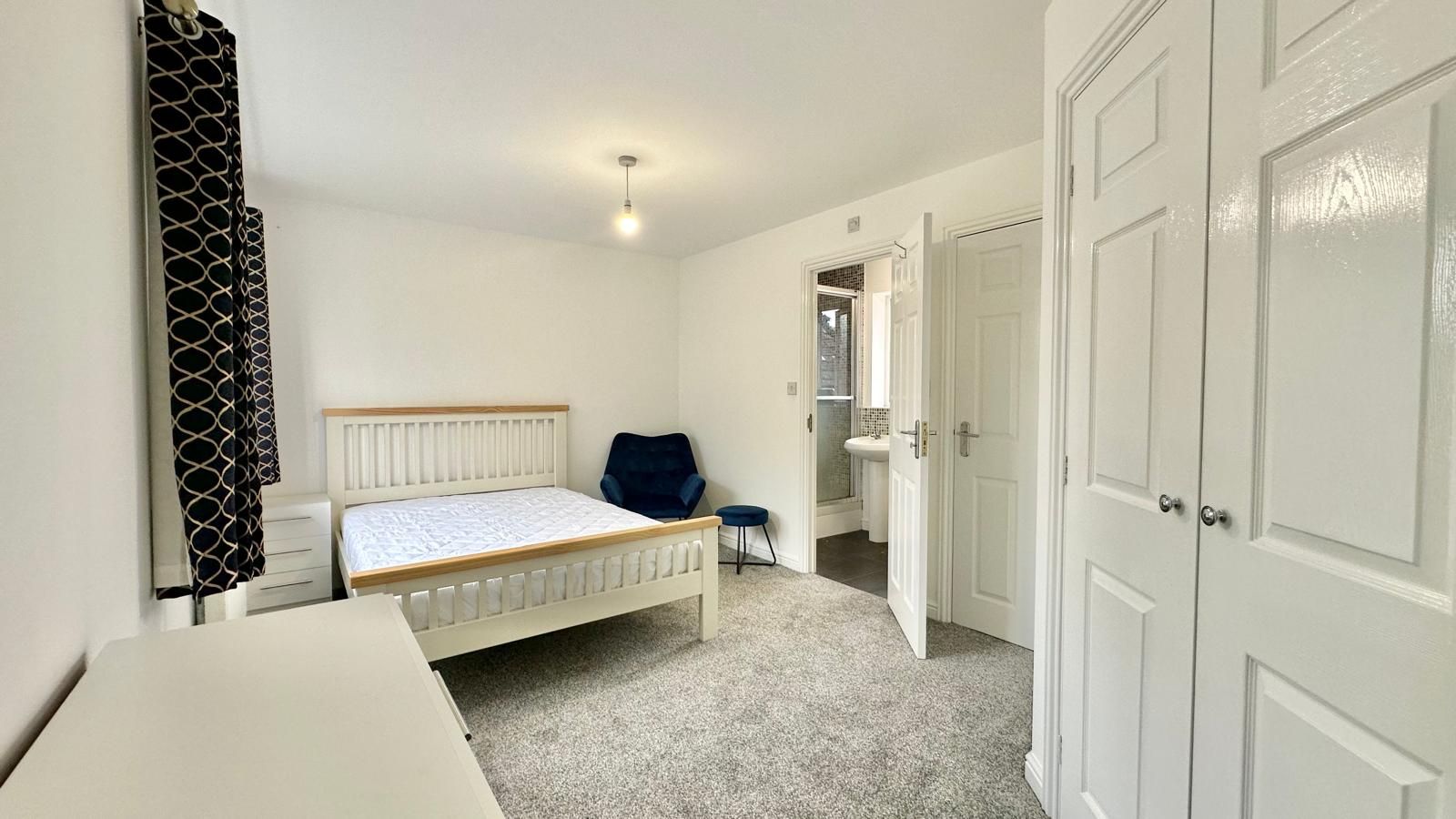 1 bedroom shared house To Let in Coventry - bed 2.