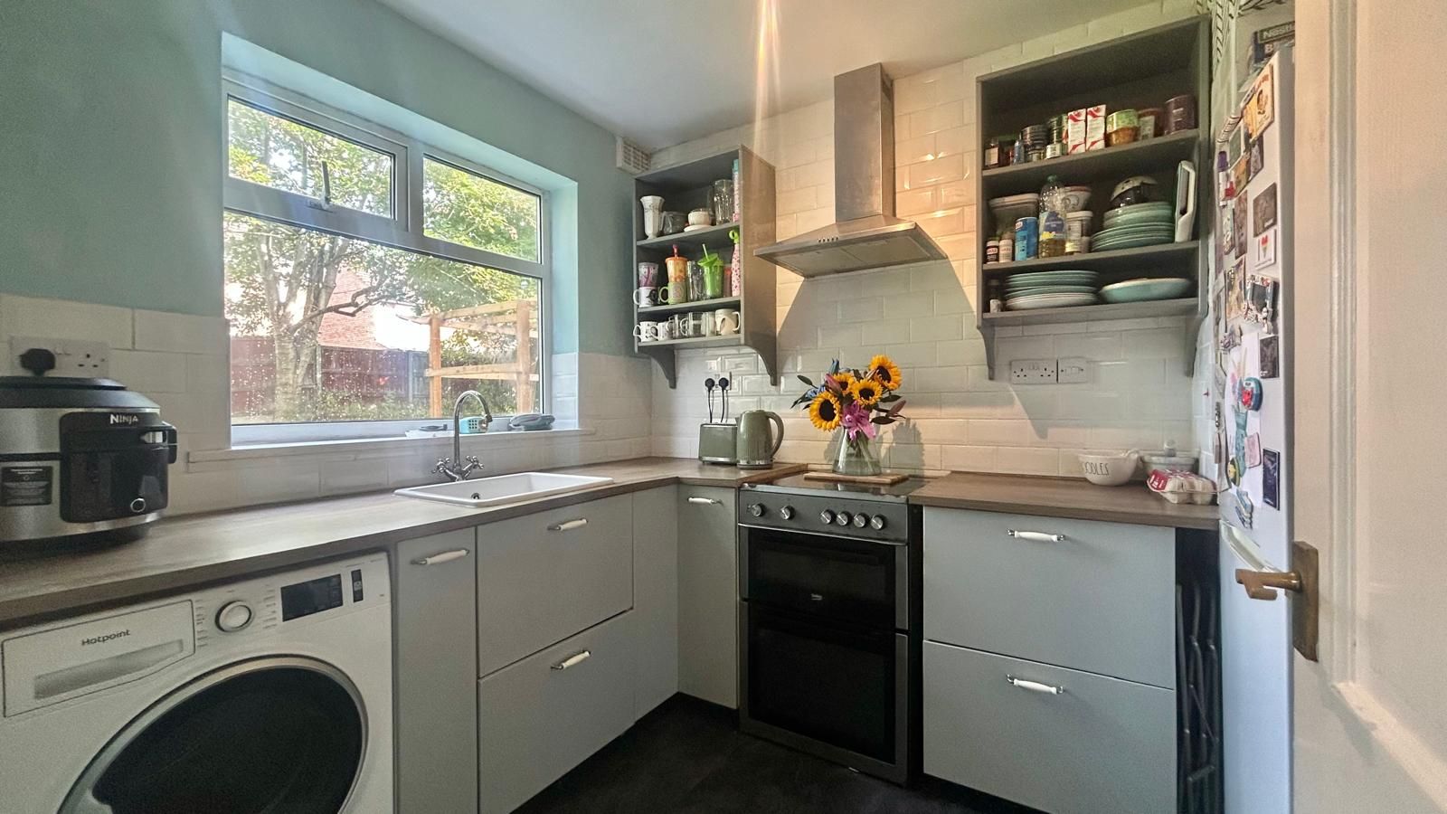 2 bedroom apartment flat/apartment For Sale in Coventry - Photograph 6.