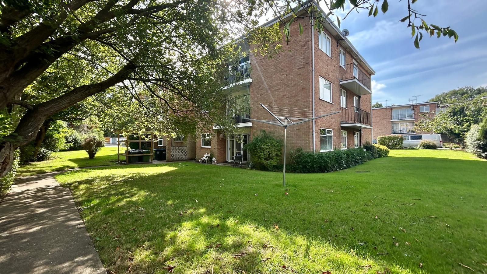 2 bedroom apartment flat/apartment For Sale in Coventry - Photograph 14.