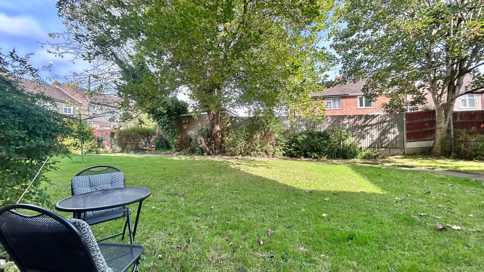 2 bedroom apartment flat/apartment For Sale in Coventry - Photograph 17.