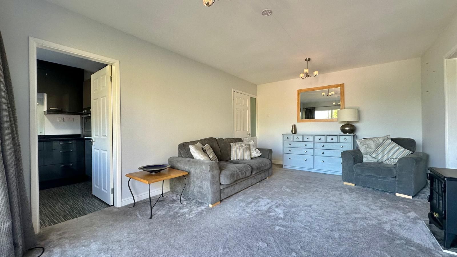 2 bedroom apartment flat/apartment Sale Agreed in Coventry - Photograph 6.