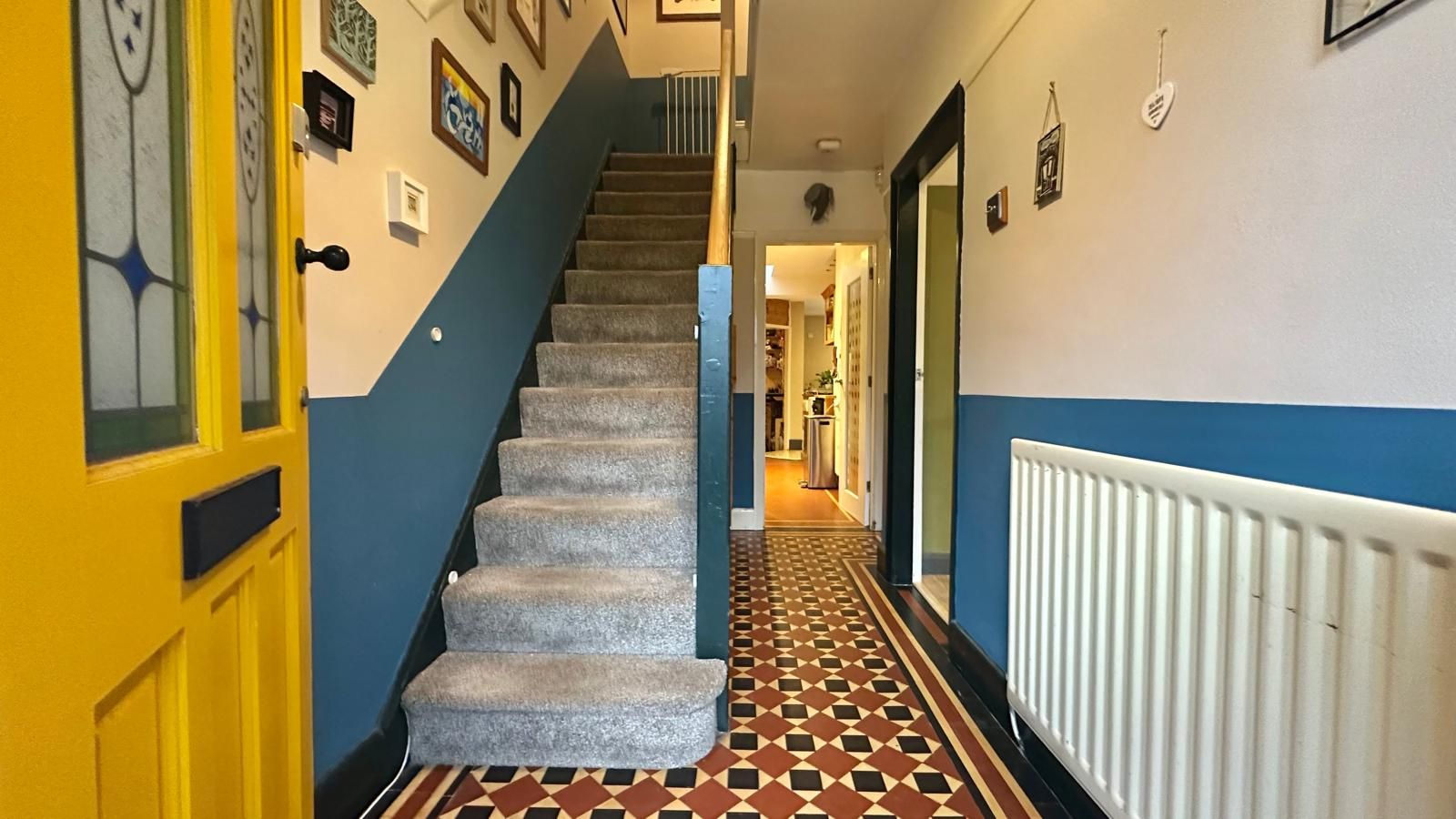 3 bedroom mid terraced house For Sale in Coventry - Photograph 5.