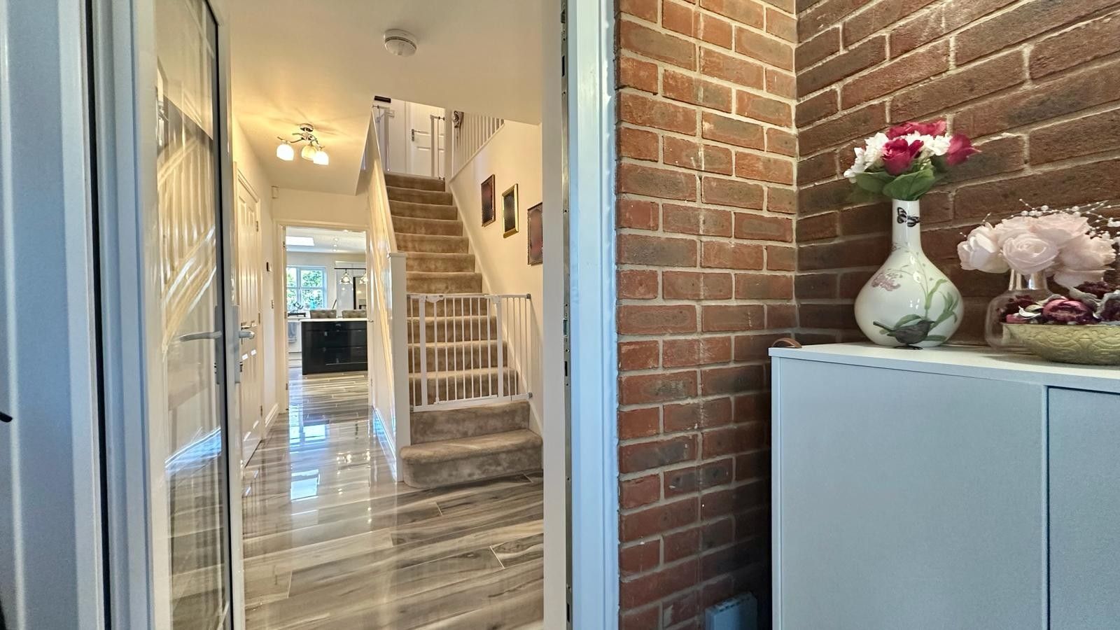 4 bedroom detached house For Sale in Coventry - Photograph 14.