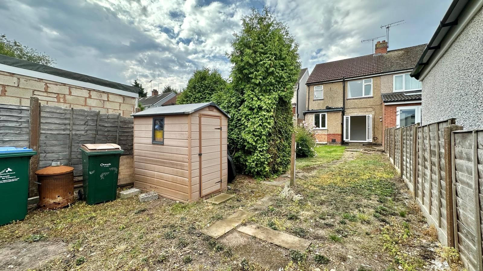 3 bedroom end terraced house For Sale in Coventry - Photograph 16.