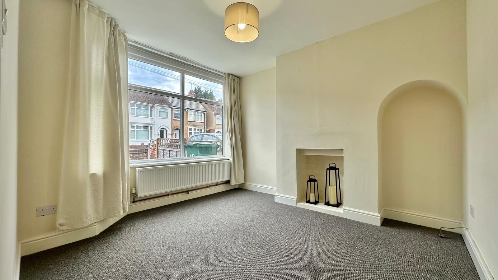 3 bedroom end terraced house For Sale in Coventry - Photograph 6.