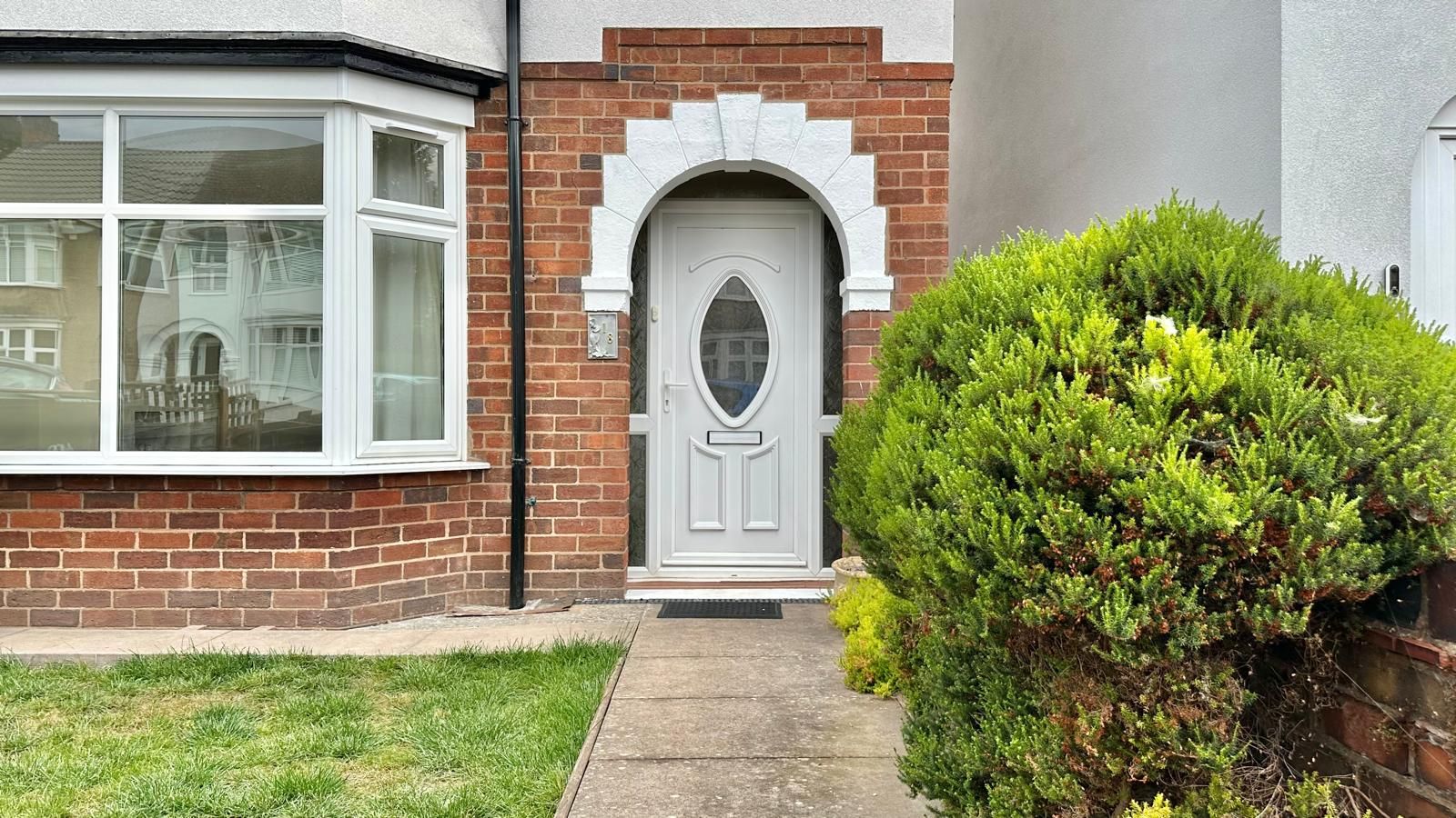 3 bedroom end terraced house For Sale in Coventry - Photograph 18.