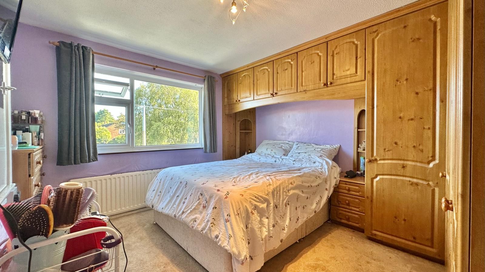 4 bedroom mid terraced house For Sale in Coventry - Photograph 16.