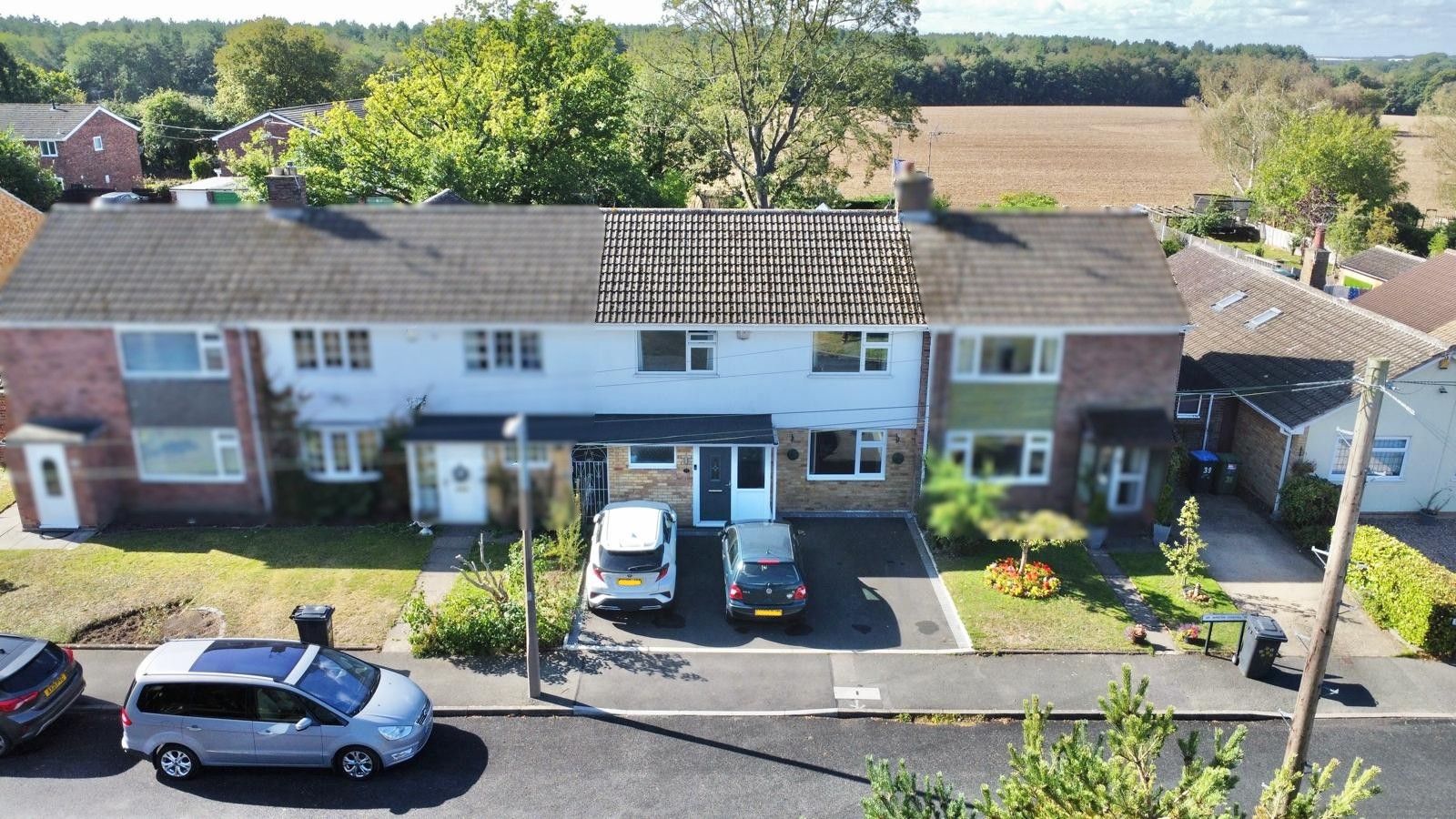 4 bedroom mid terraced house For Sale in Coventry - Property photograph.